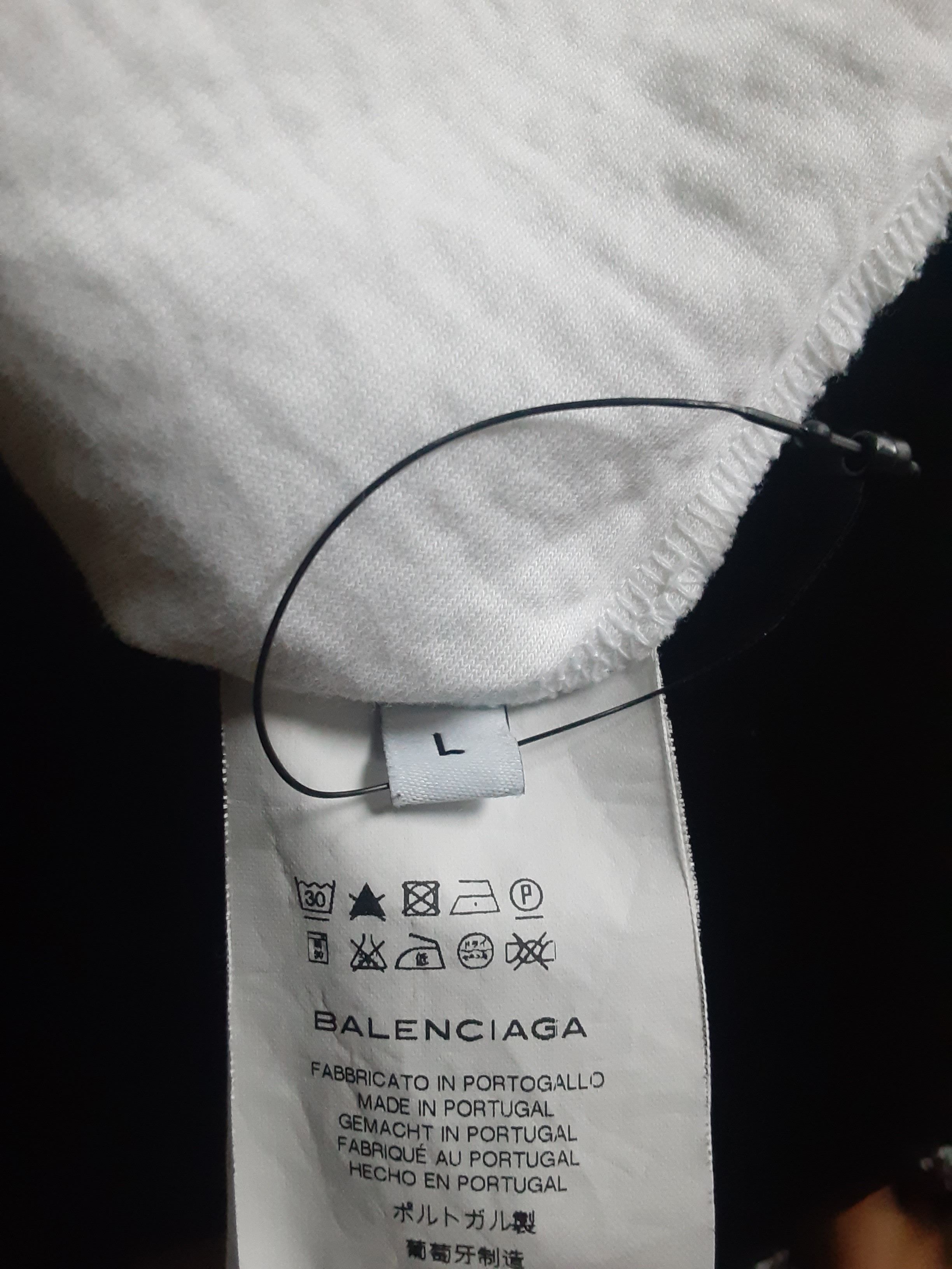Balenciaga Balenciaga white neoprene shirt Size US L / EU 52-54 / 3 - 10 Thumbnail
