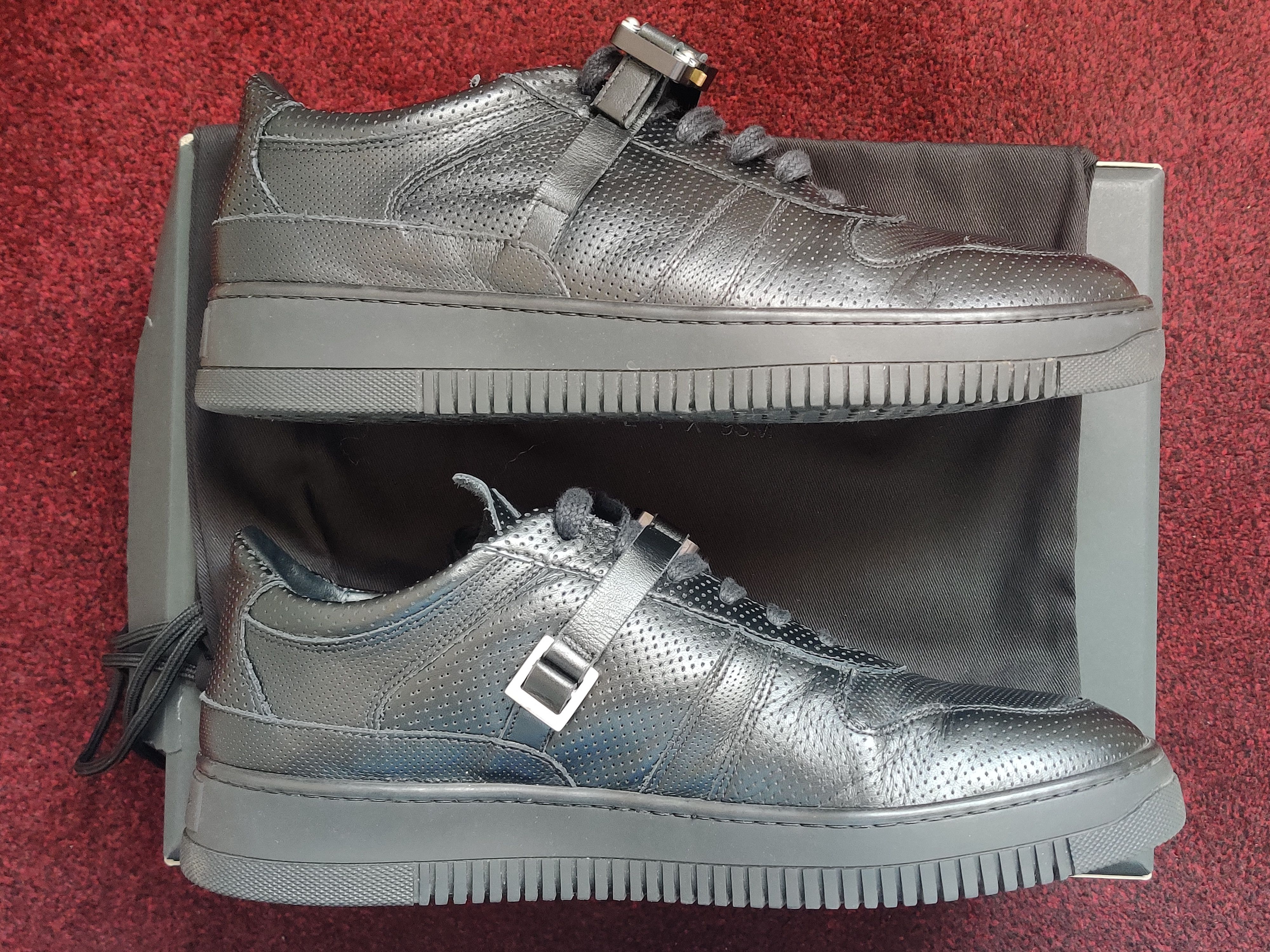 1017 ALYX 9SM Buckle Low Trainer Size US 11 / EU 44 - 11 Thumbnail