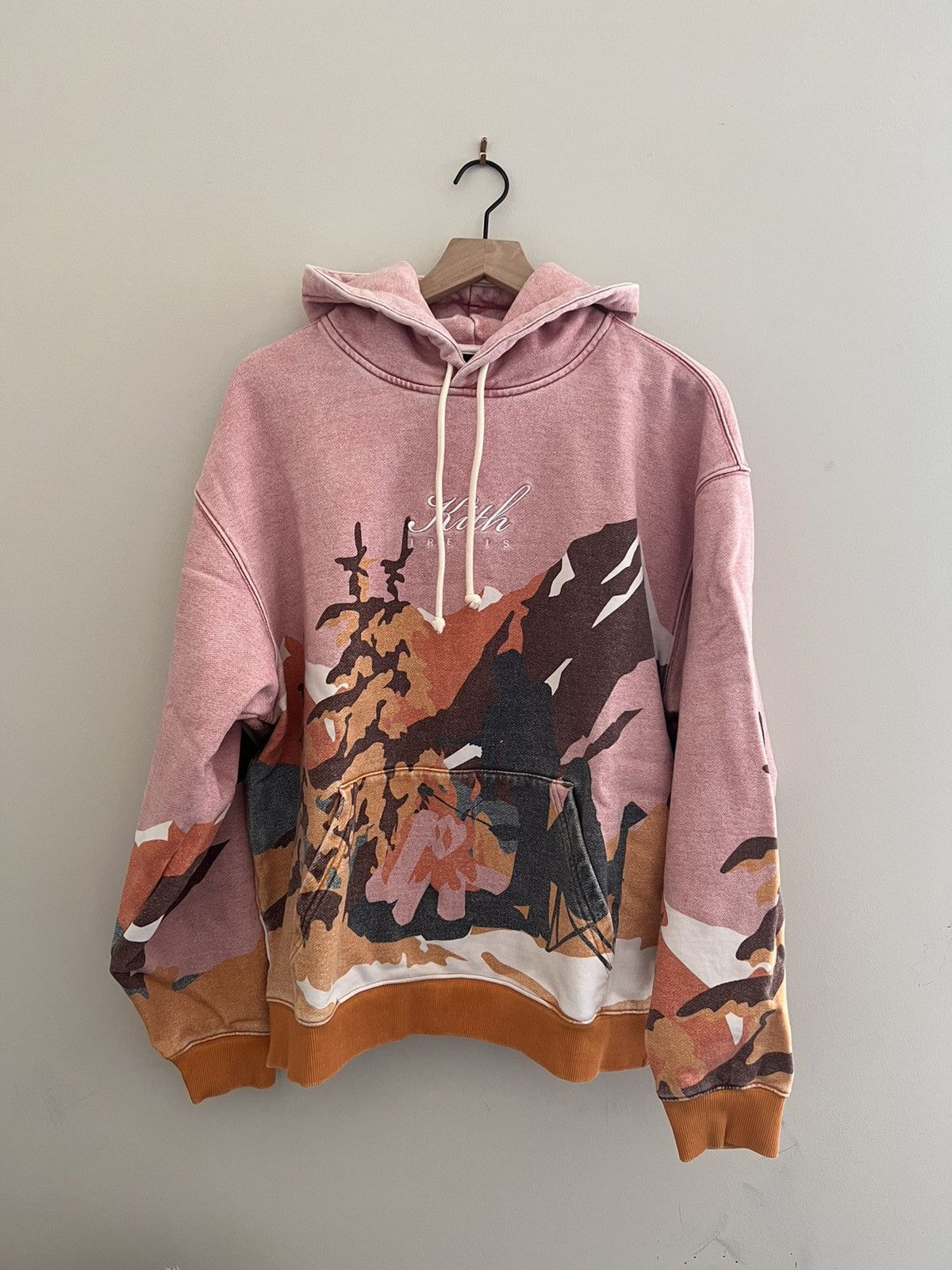 KITH store TREATS CAMPFIRE HOODIE