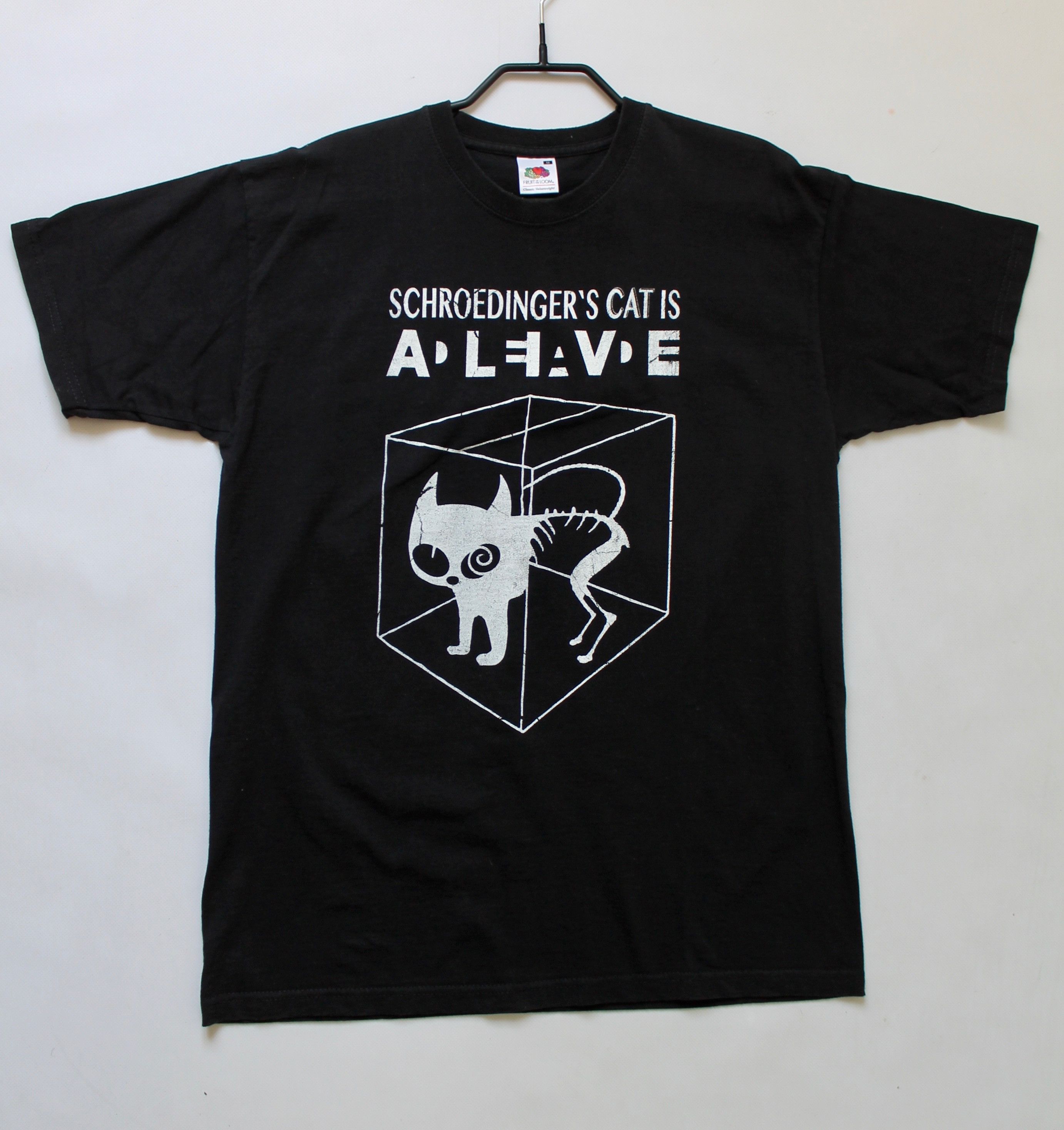 Arts & Science Schrodinger Cat Vintage Tee T Shirt size M Size US M / EU 48-50 / 2 - 6 Thumbnail
