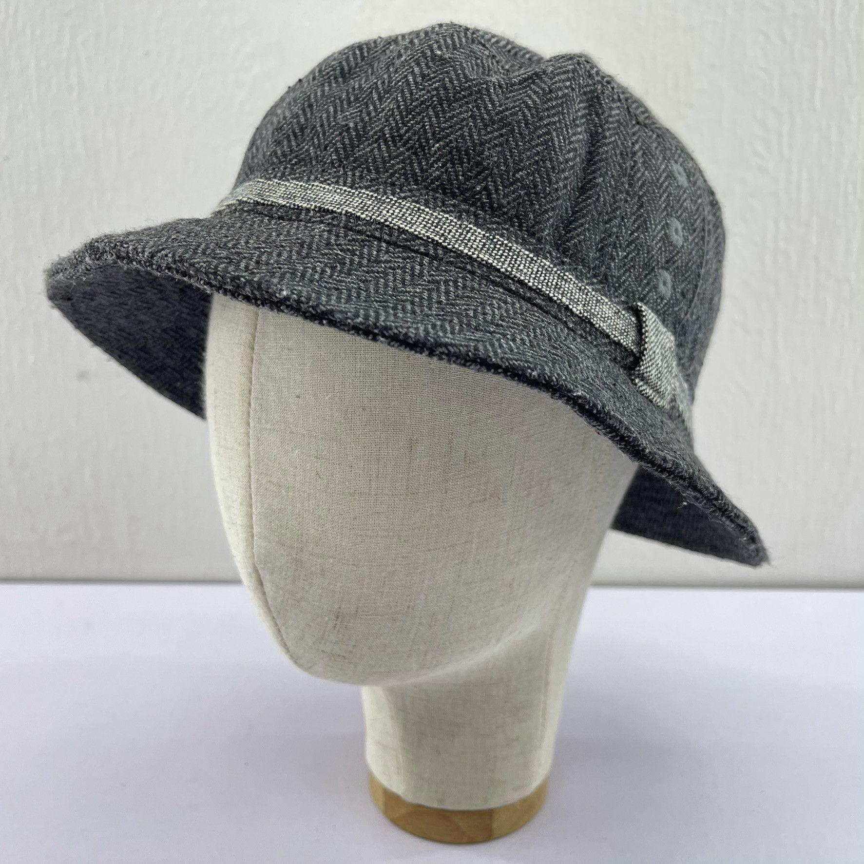 Other Unknown Japanese Brand Bucket Hats-BH1324 Size ONE SIZE - 2 Thumbnail