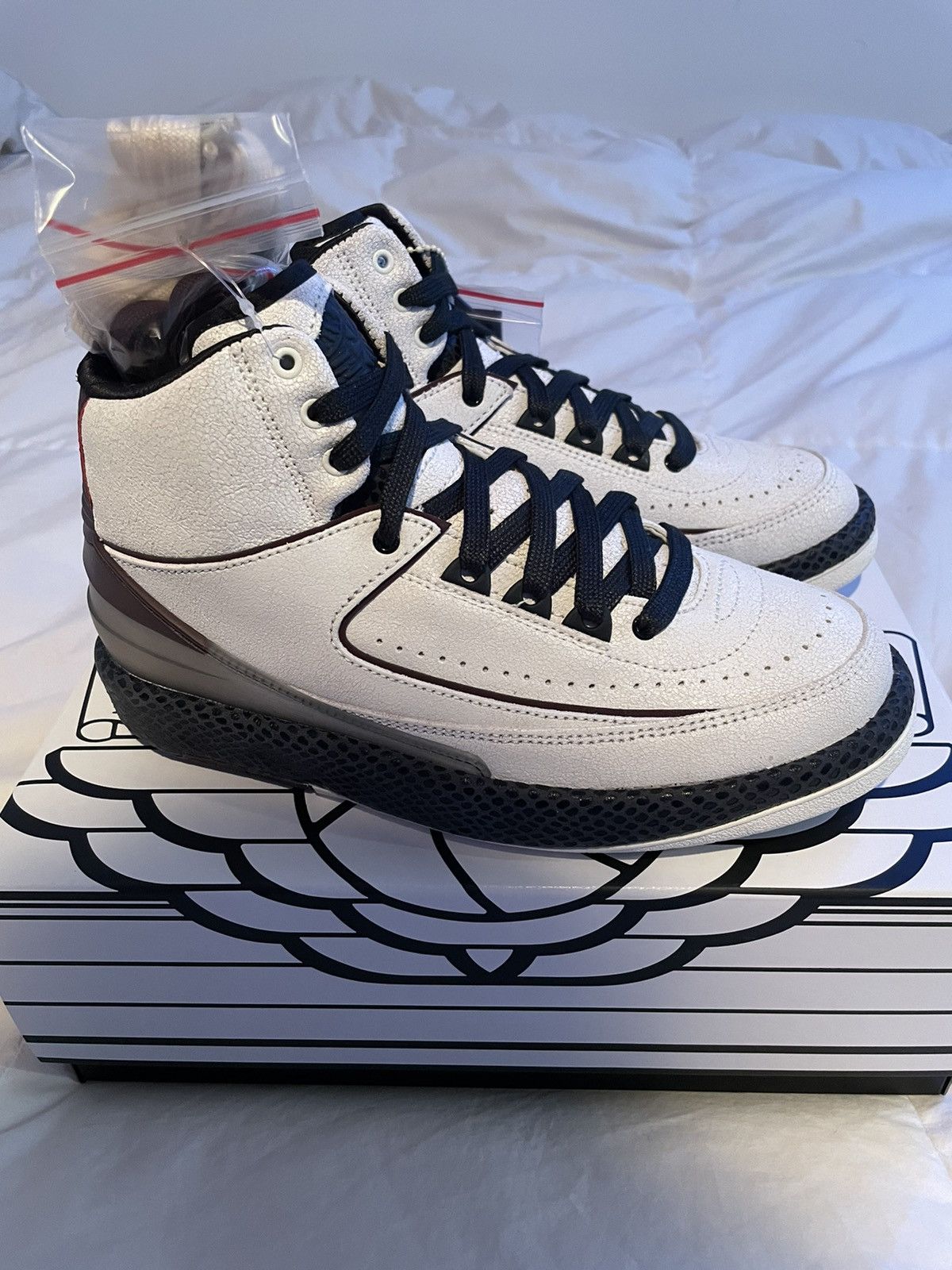 A Ma Maniere × Jordan Brand × Nike Air Jordan 2 Retro x A Ma Maniére Airness - Size 5.5 Size US 5.5 / EU 38 - 3 Thumbnail