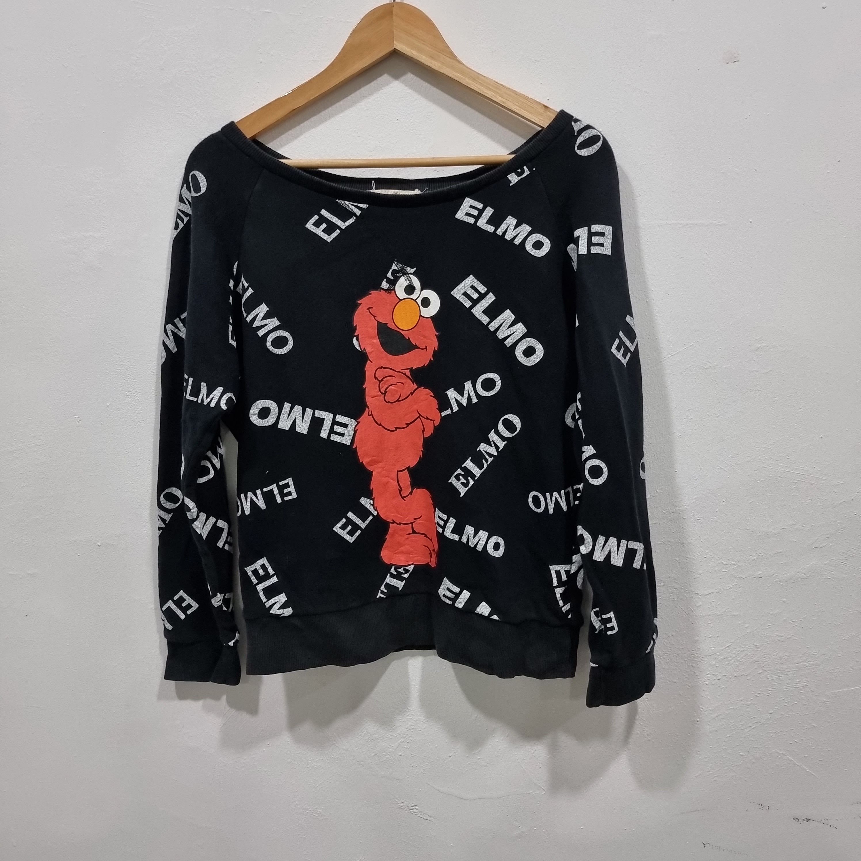 Over print Sasame Street women