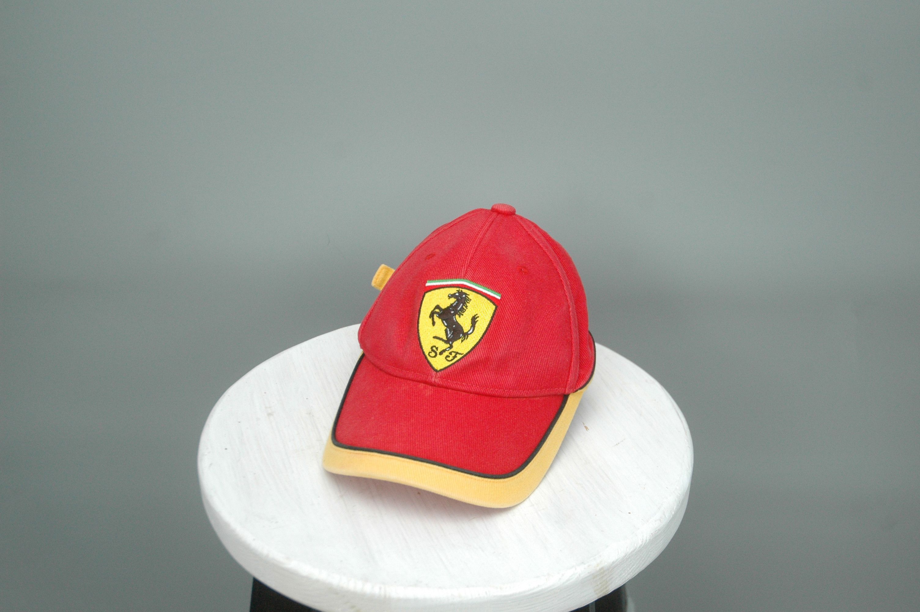 Ferrari 2001 Vintage FERRARI Formula 1 Racing Cap Size ONE SIZE - 1 Thumbnail
