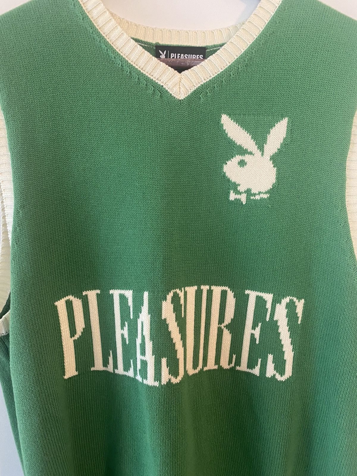 Playboy × Pleasures Pleasures PB sweater vest M Size US M / EU 48-50 / 2 - 2 Thumbnail