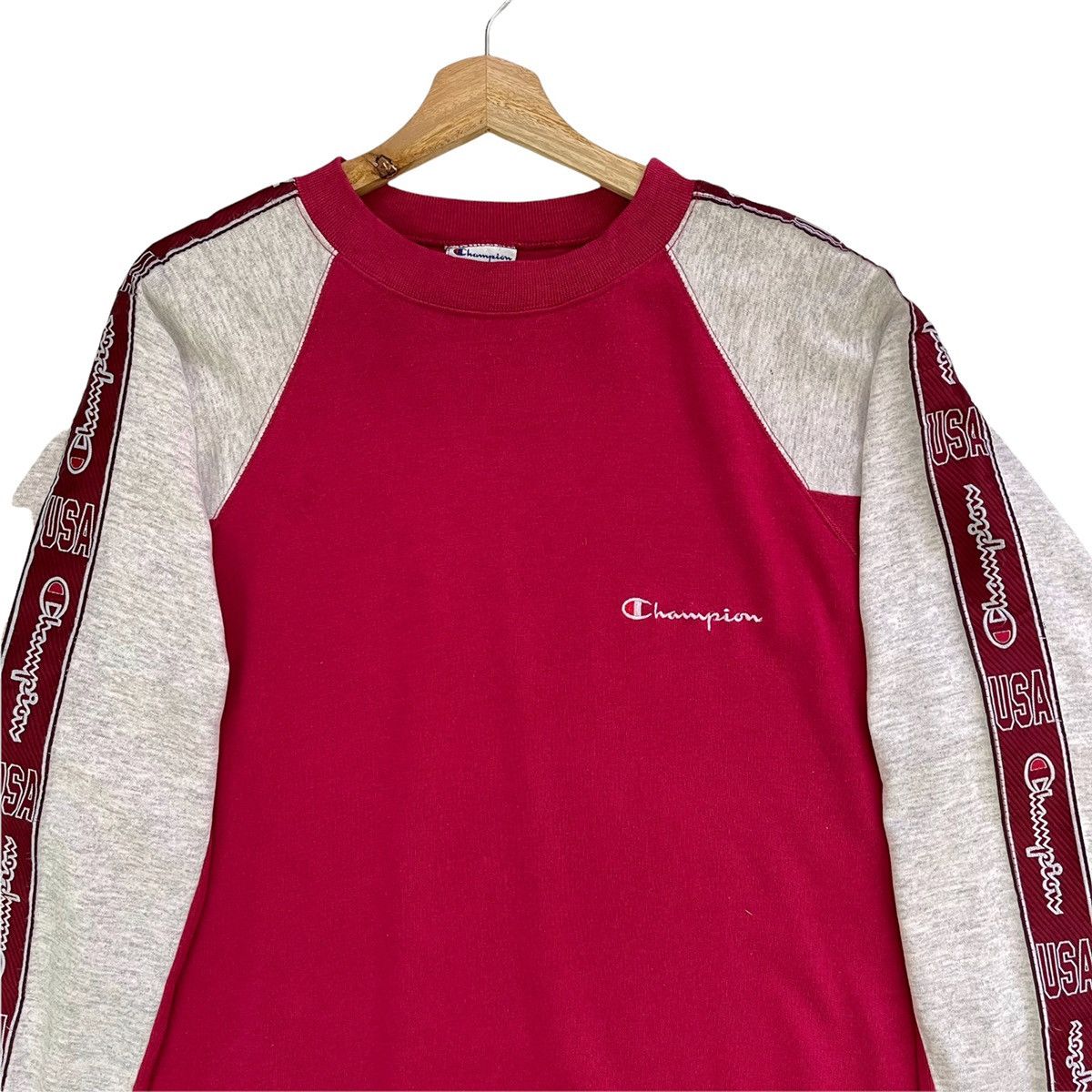 Champion Vintage 90s Champion Side Tape Design Crewneck Sweatshirt Size US L / EU 52-54 / 3 - 4 Thumbnail