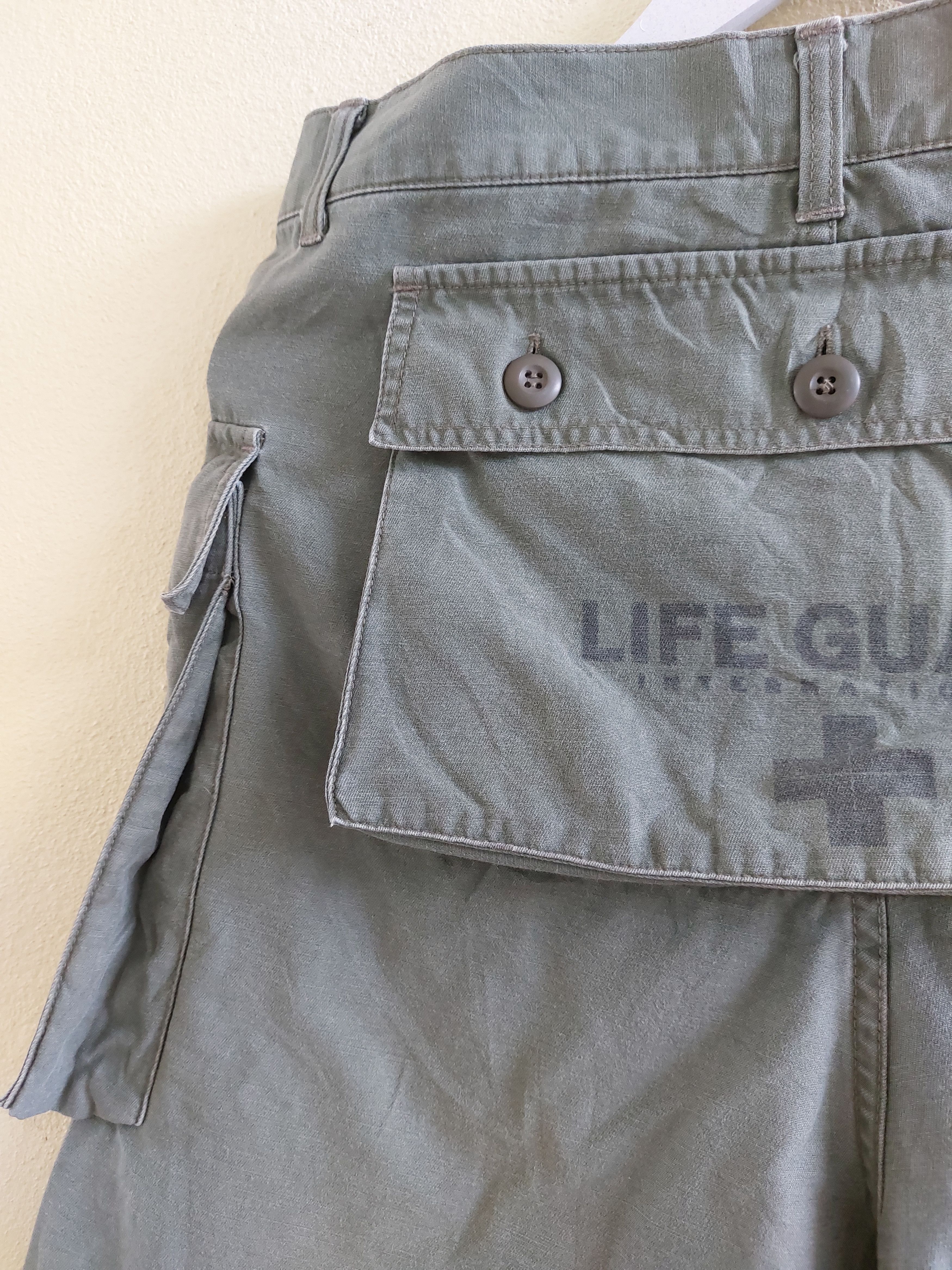 Japanese Brand LIFE GUARD styled army monkey short pants Size US 32 / EU 48 - 5 Thumbnail