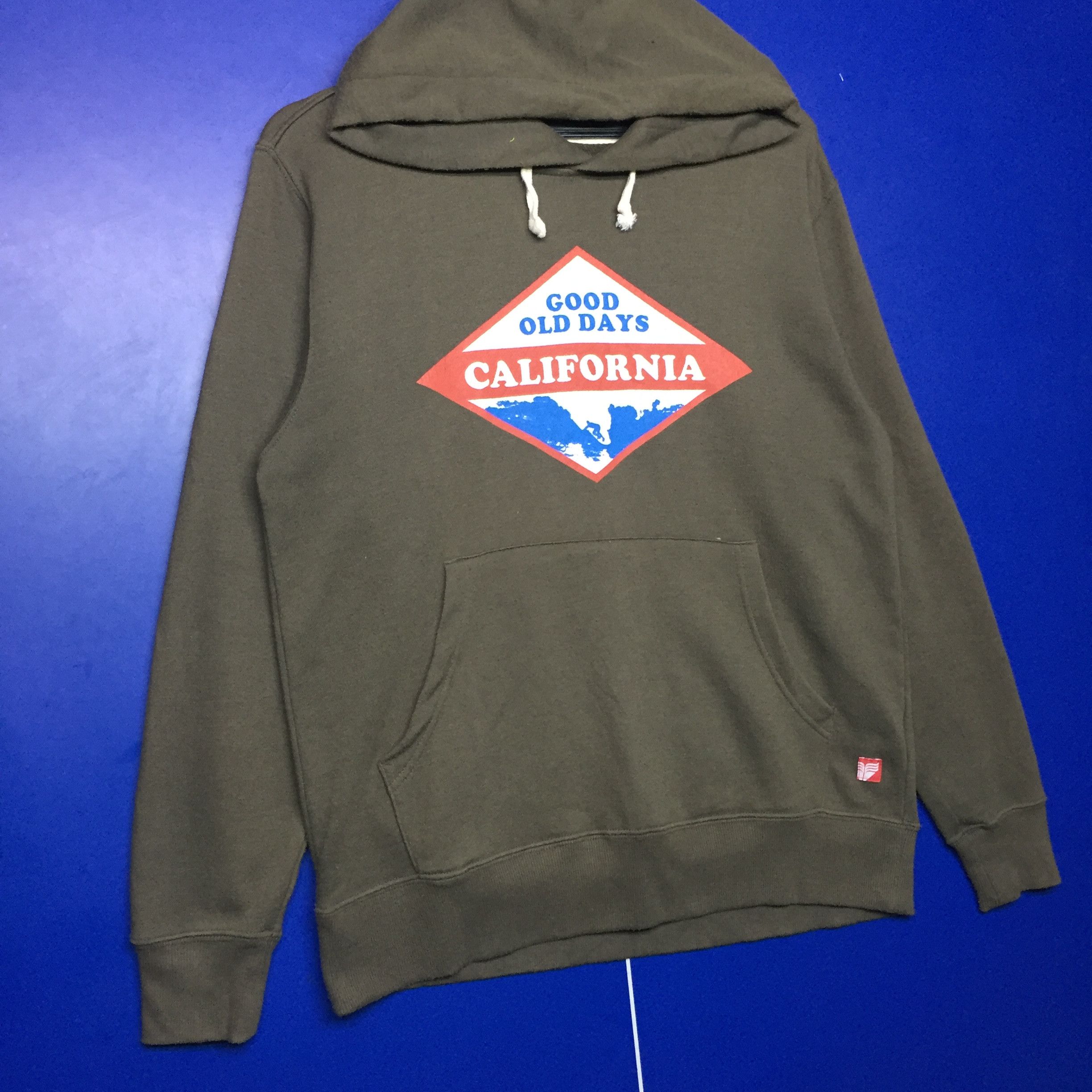 Other Vintage Tyr Good Old Days California Spell Out Hoodie Size US M / EU 48-50 / 2 - 4 Thumbnail