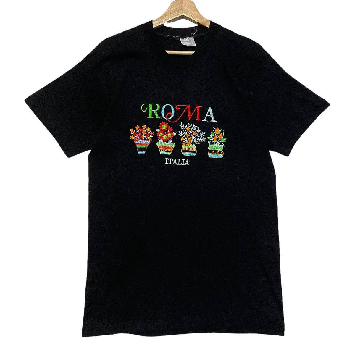 Japanese Brand 90’s Roma Italia Embroidery Spellout T-Shirt Size M Size US S / EU 44-46 / 1 - 1 Thumbnail