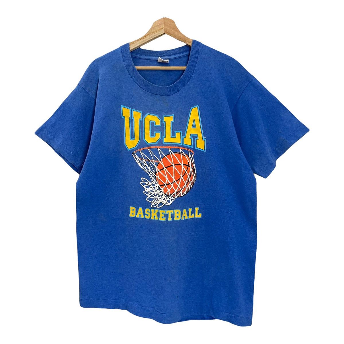 Vintage 90s Ucla Basketball Big Logo Tees Size M Size US M / EU 48-50 / 2 - 3 Thumbnail