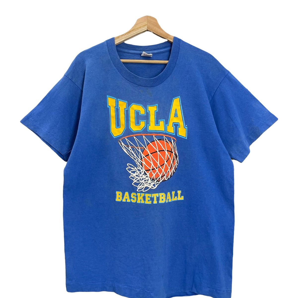 Vintage 90s Ucla Basketball Big Logo Tees Size M Size US M / EU 48-50 / 2 - 1 Thumbnail
