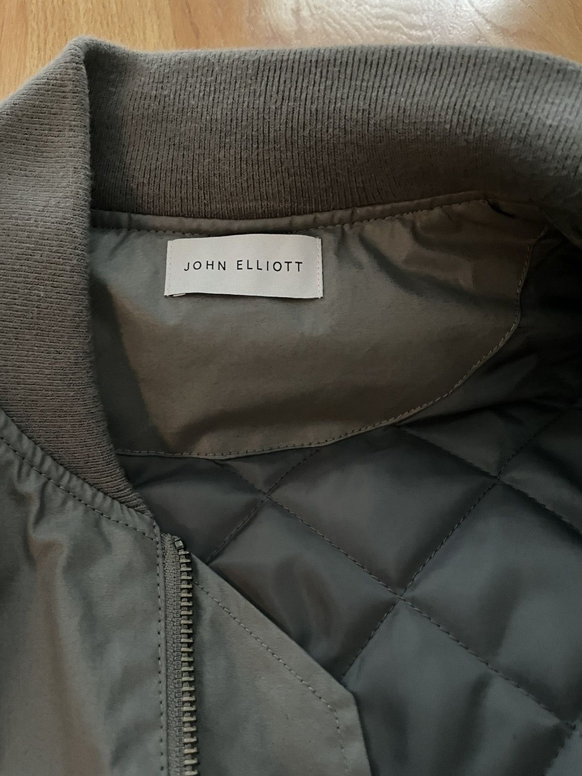 John Elliott John Elliott bogota bomber jacket. 1/S. $598 Size US S / EU 44-46 / 1 - 4 Thumbnail