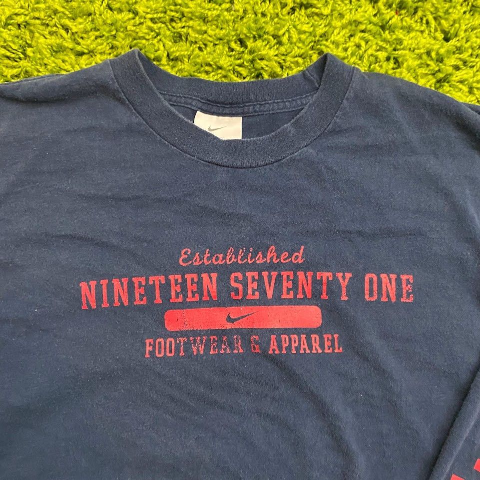 Nike × Vintage Vintage Navy Nike T-shirt Long Sleeved XL Size US XL / EU 56 / 4 - 3 Thumbnail