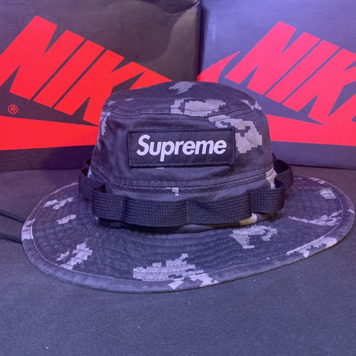 Supreme box logo bucket hat online