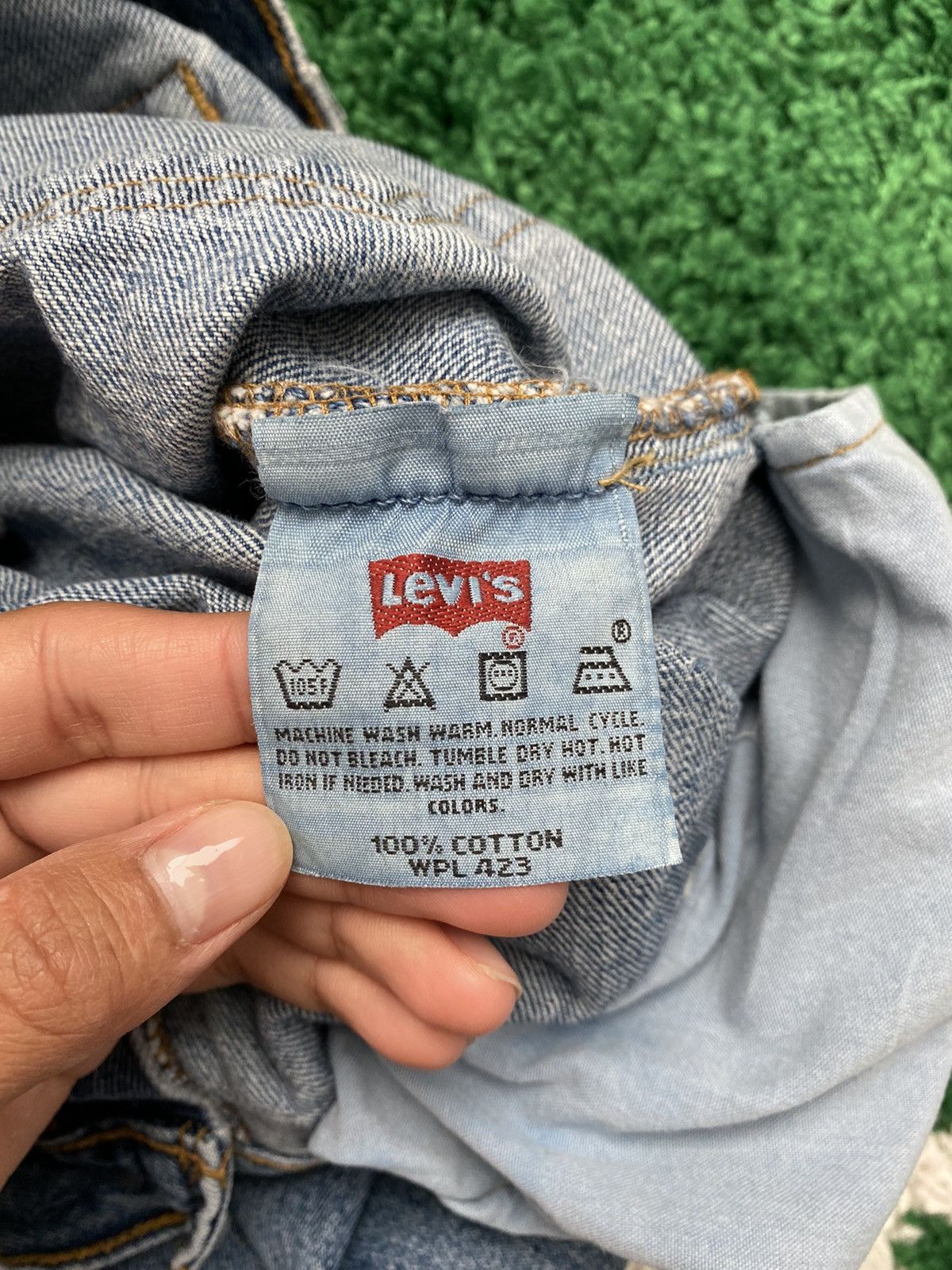 Levi's Vintage Levis 501 2003 Denim Jeans Made in Guatemala Size US 33 - 3 Thumbnail