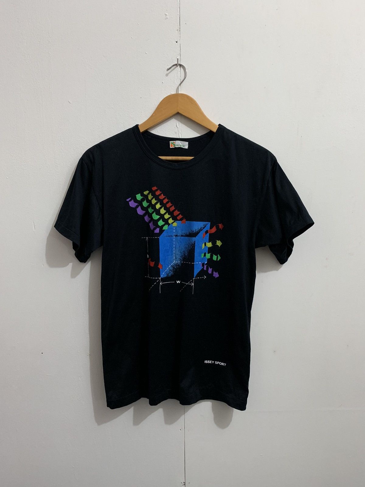 Issey Miyake × Japanese Brand × Vintage Issey Miyake Sport Tshirt Size US S / EU 44-46 / 1 - 1 Thumbnail
