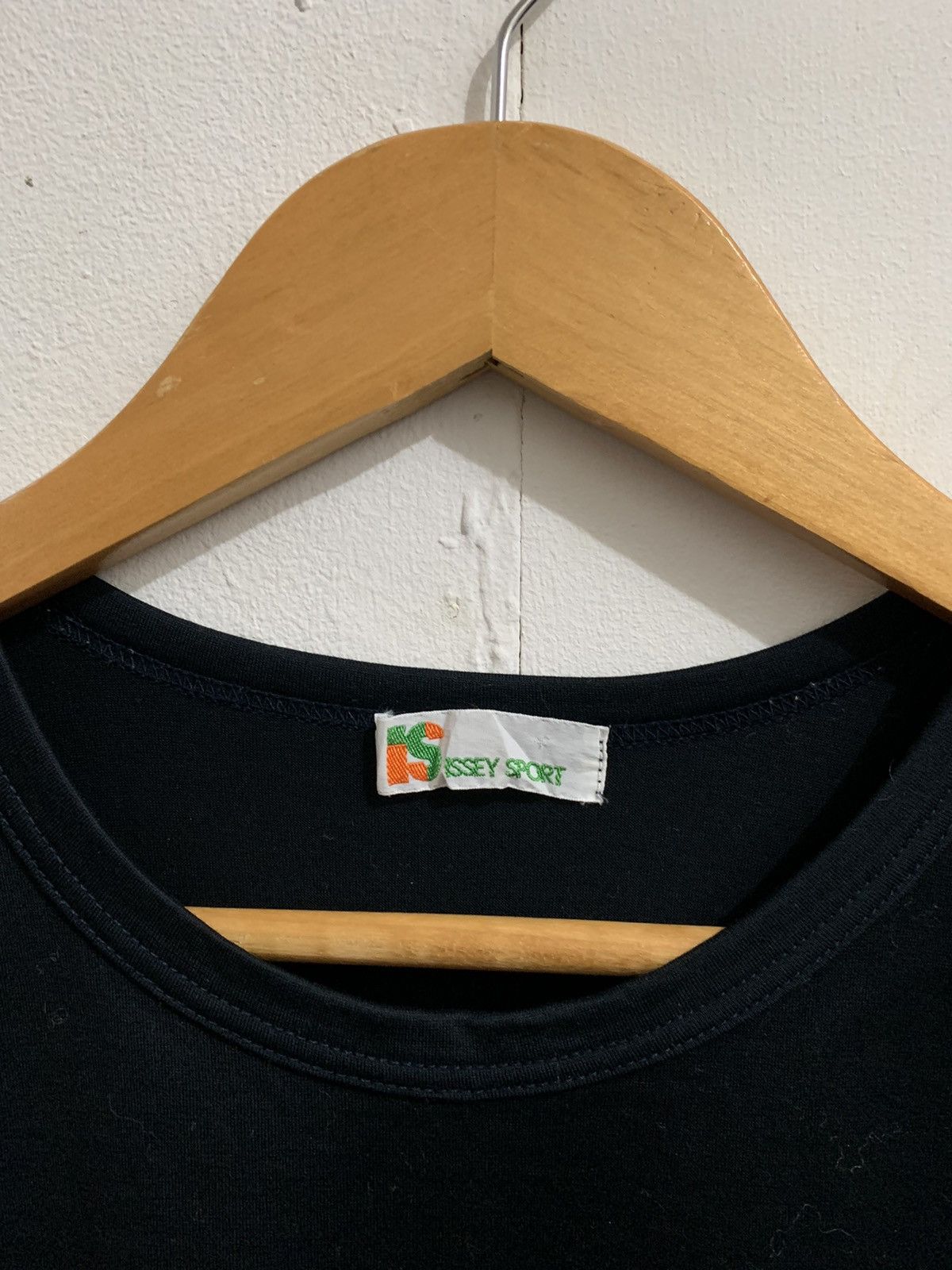 Issey Miyake × Japanese Brand × Vintage Issey Miyake Sport Tshirt Size US S / EU 44-46 / 1 - 2 Thumbnail