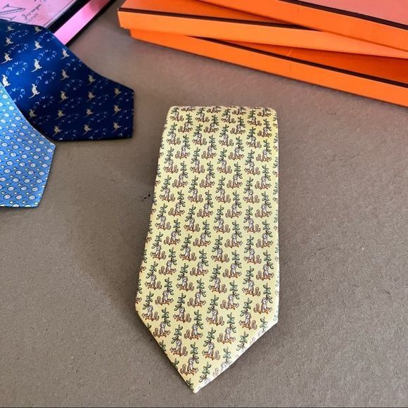 Ferragamo Man Dragon print silk tie Yellow