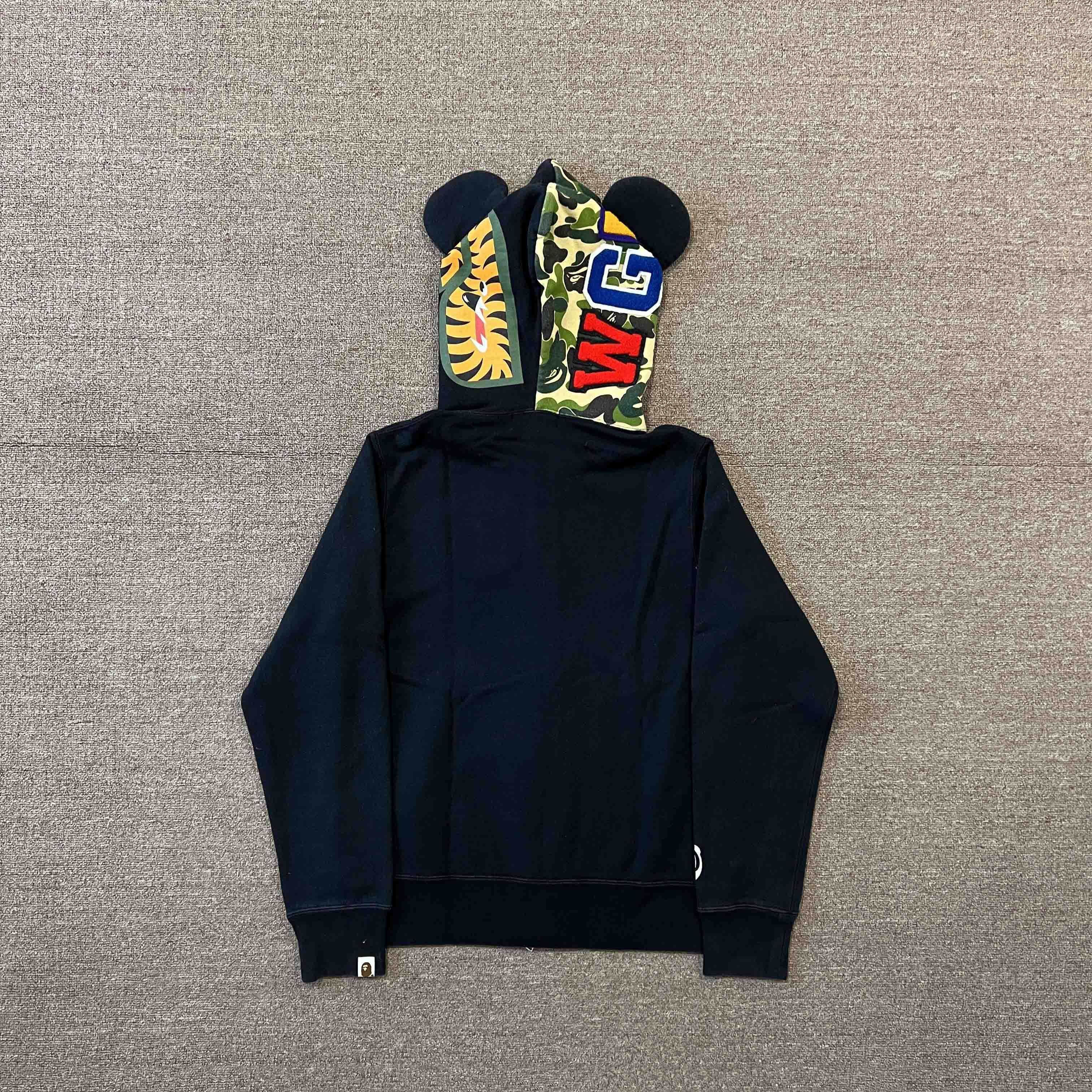 Bape Bape X Bearbrick ABC Camo Shark Full Zip Up Hoodie Size US S / EU 44-46 / 1 - 2 Thumbnail