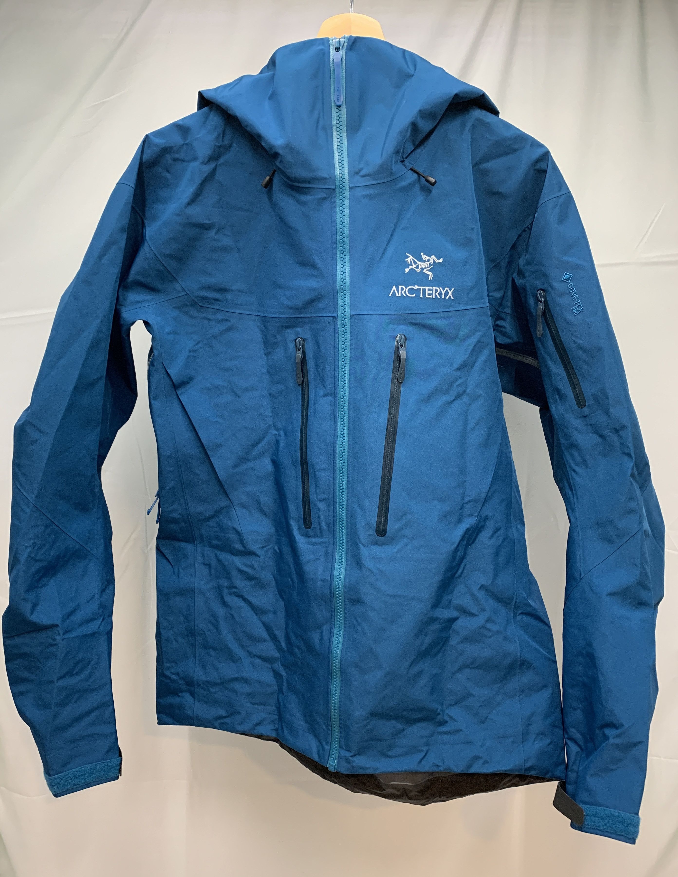 Arc'teryx Alpha SV 3L Gore-Tex Jacket Forcefield