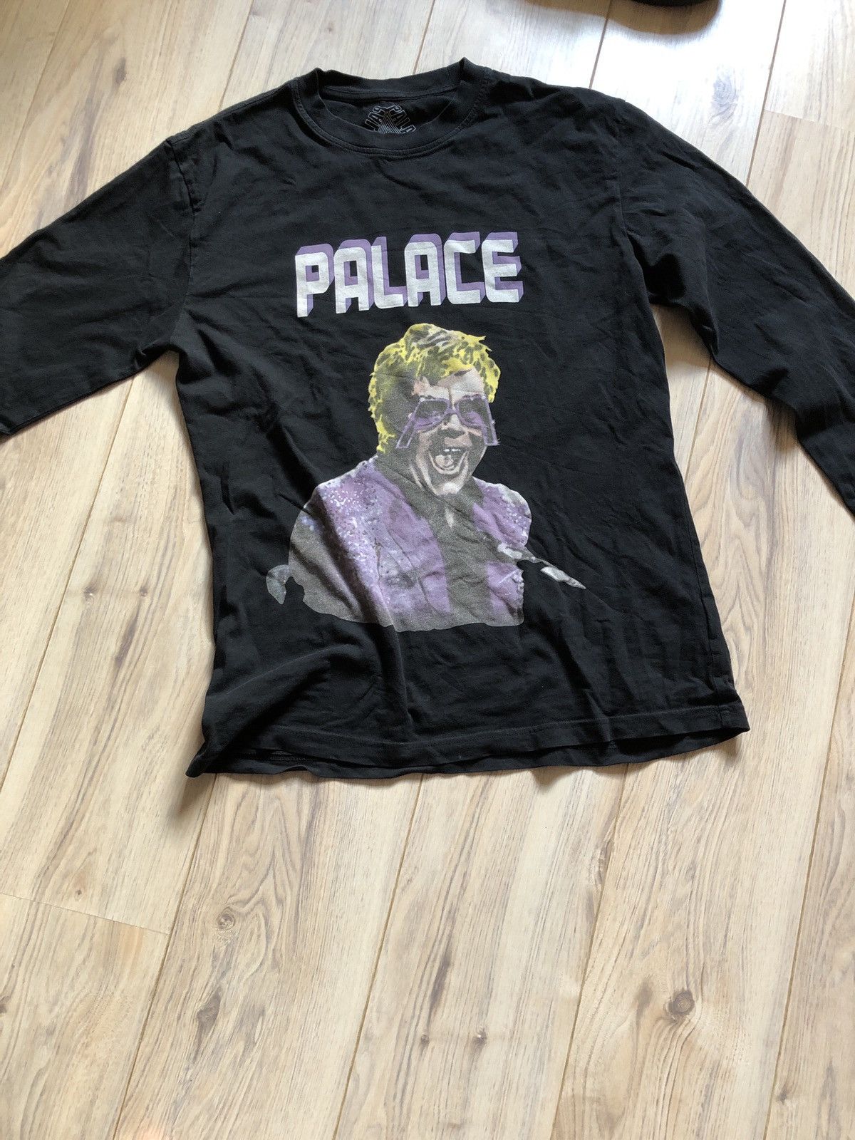 L【在庫あり】PALACE ELTON JOHN BALLER L/S TEE Palace Skateboards Elton John Baller LS Tee Shirt BLACK