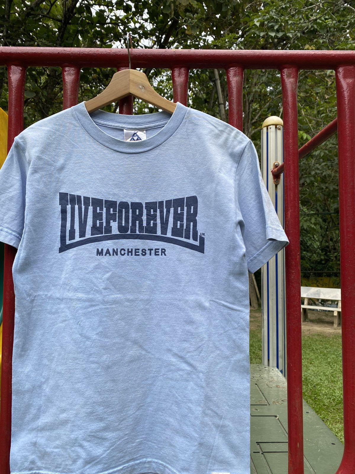 Oasis Live Forever Shirt | Grailed