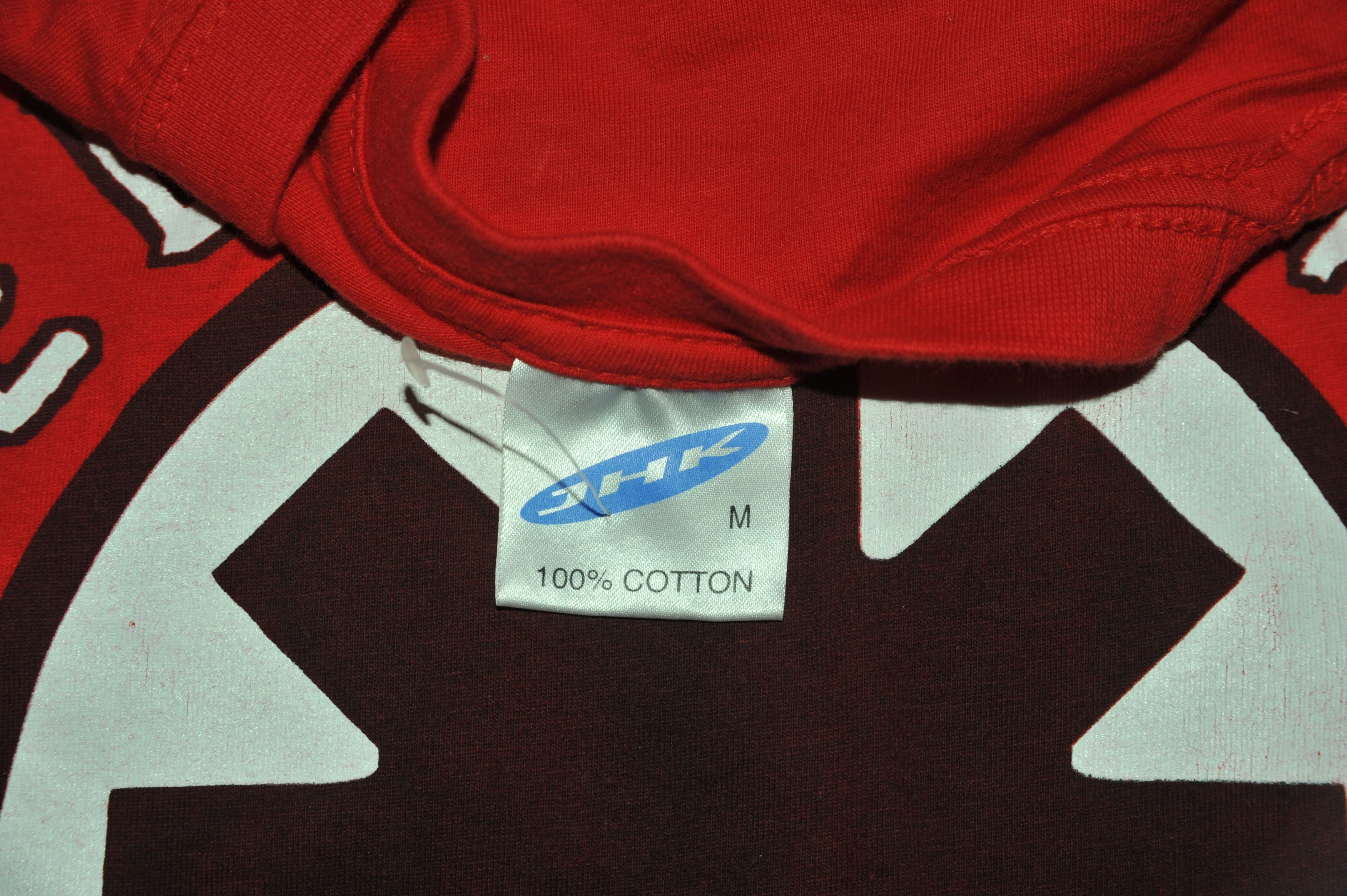 Vintage Vintage 2006 Red Hot Chill Peppers Europe Tour Shirt Size US M / EU 48-50 / 2 - 3 Thumbnail