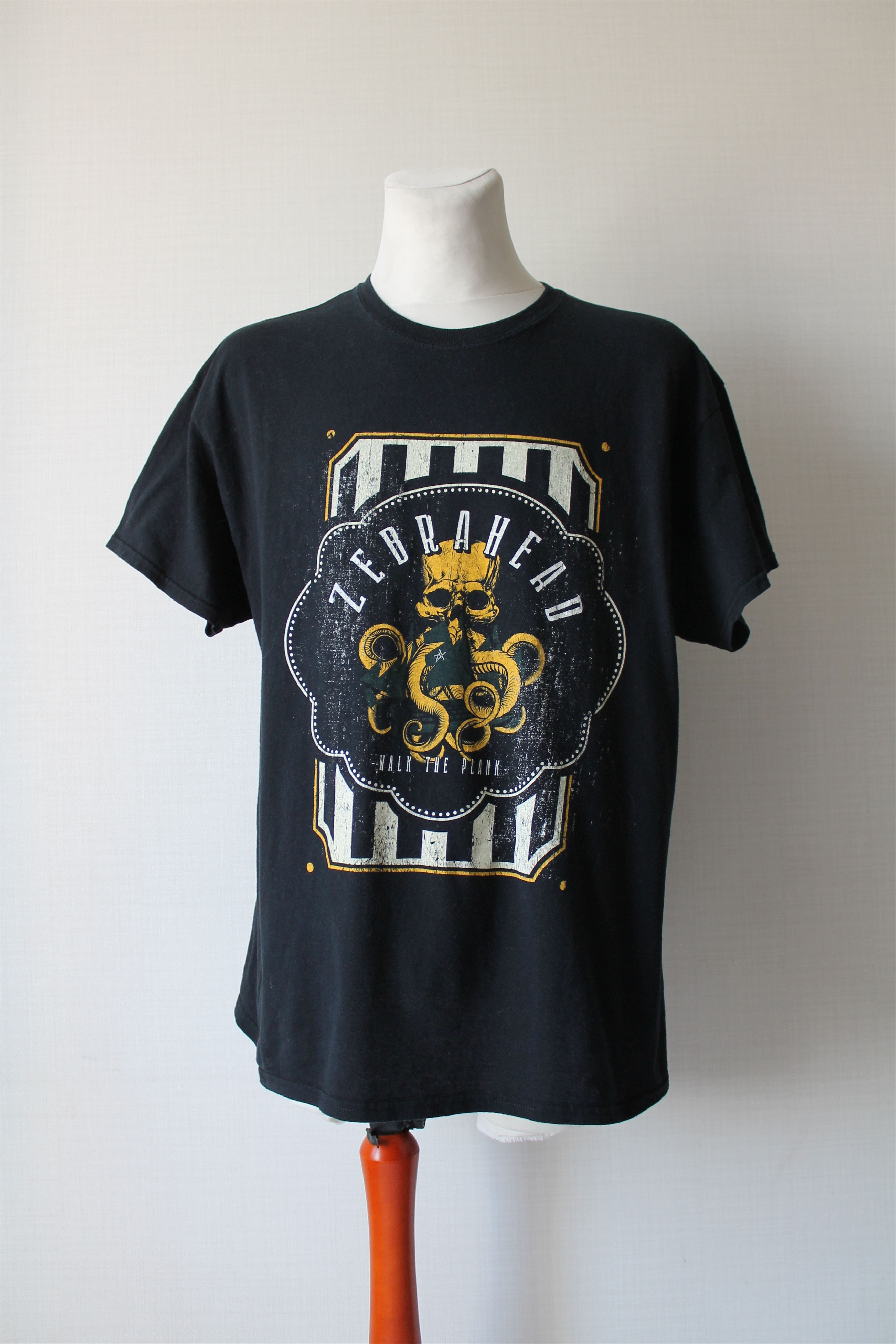 Band Tees 2015 ZEBRAHEAD Walk The Plank Tour Tee Album Shirt Size US XXL / EU 58 / 5 - 2 Thumbnail