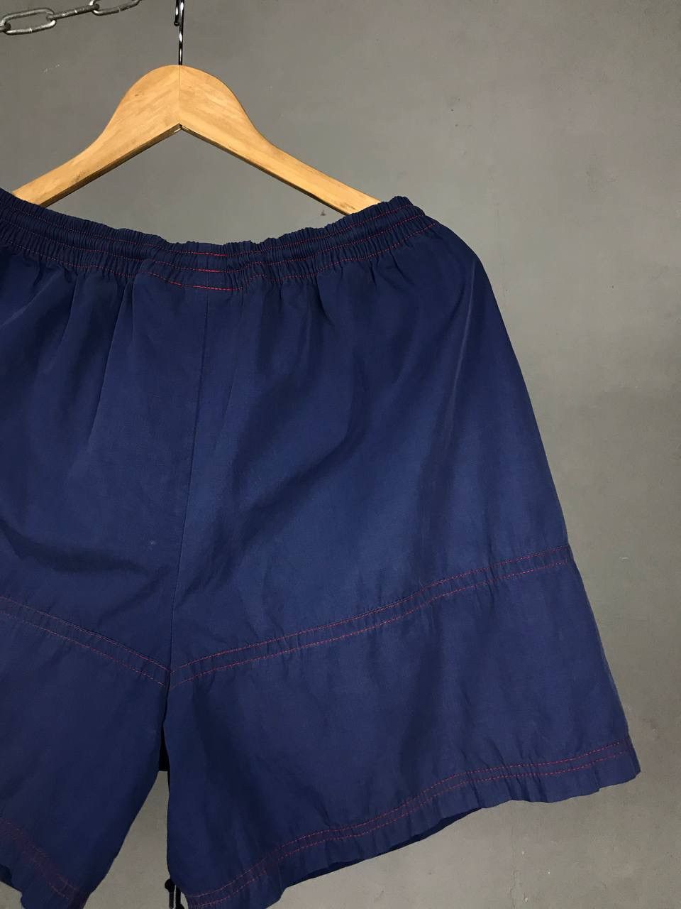 Vintage Nike big swoosh streetwear vintage shorts Size US 34 / EU 50 - 9 Thumbnail