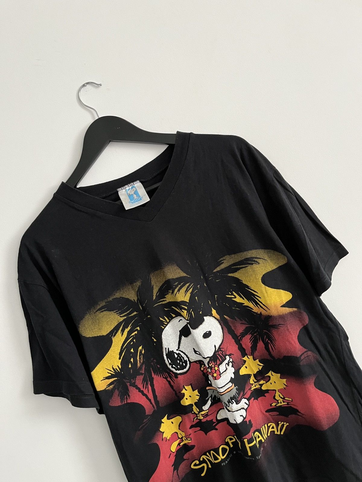 Cartoon Network Snoopy Peanuts Hawaii Vintage 90s Tshirt Size US XL / EU 56 / 4 - 6 Thumbnail