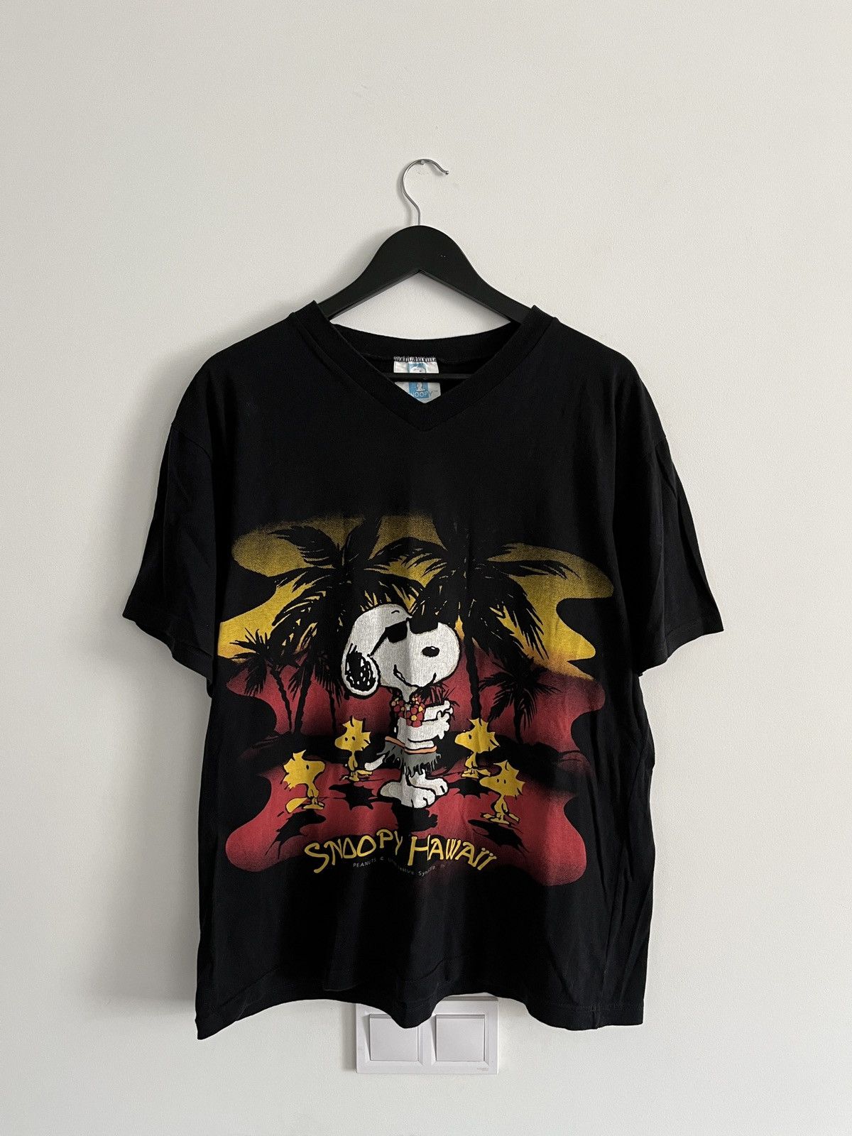 Cartoon Network Snoopy Peanuts Hawaii Vintage 90s Tshirt Size US XL / EU 56 / 4 - 1 Thumbnail