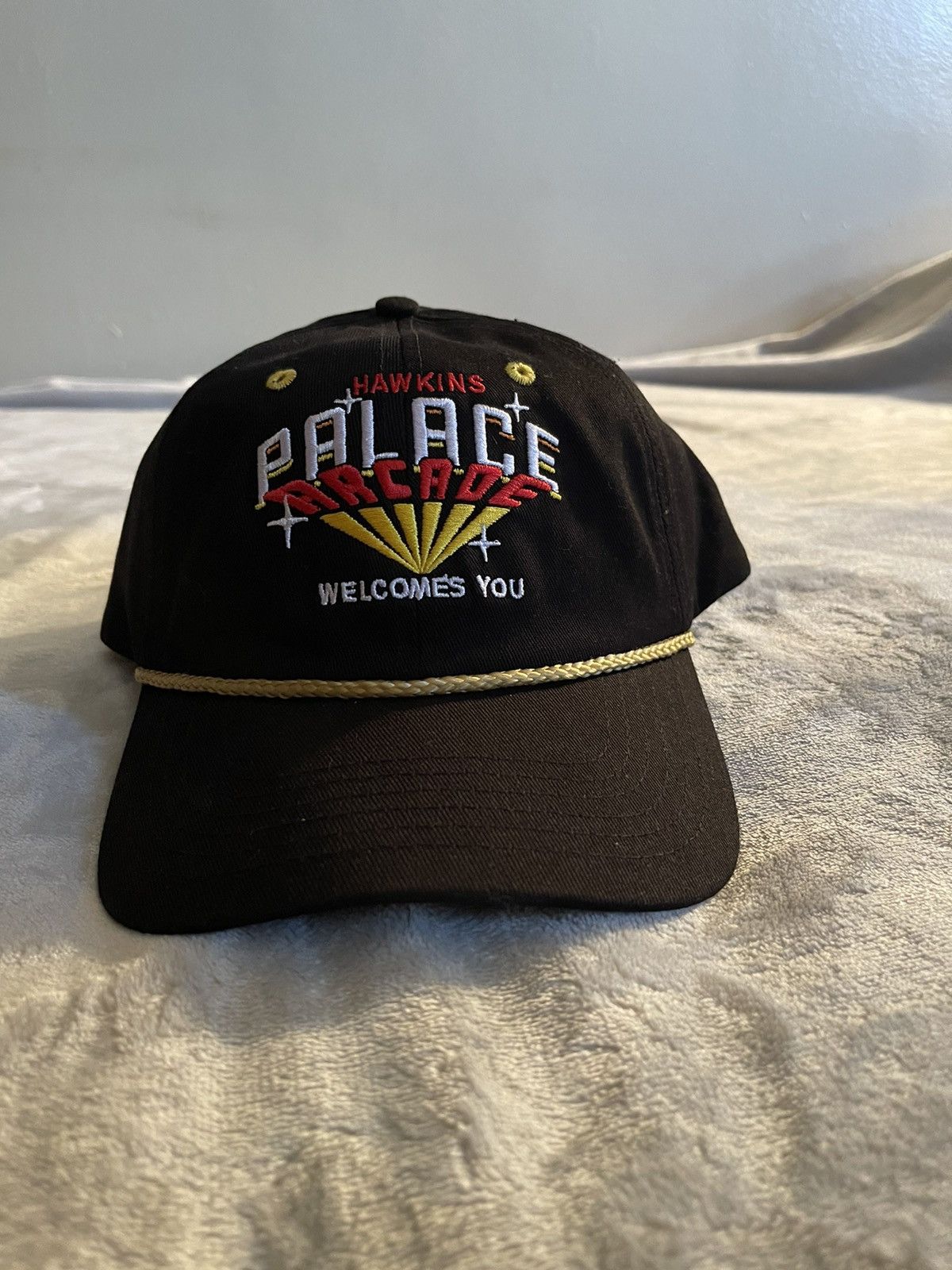 Stranger things hat hawkins outlets palace