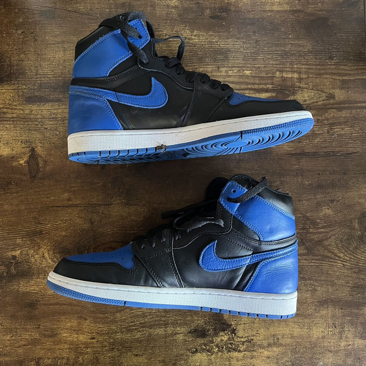 Jordan Brand Air Jordan 1 Retro High OG 2017 Royal 2017 Size US 10.5 / EU 43-44 - 3 Thumbnail