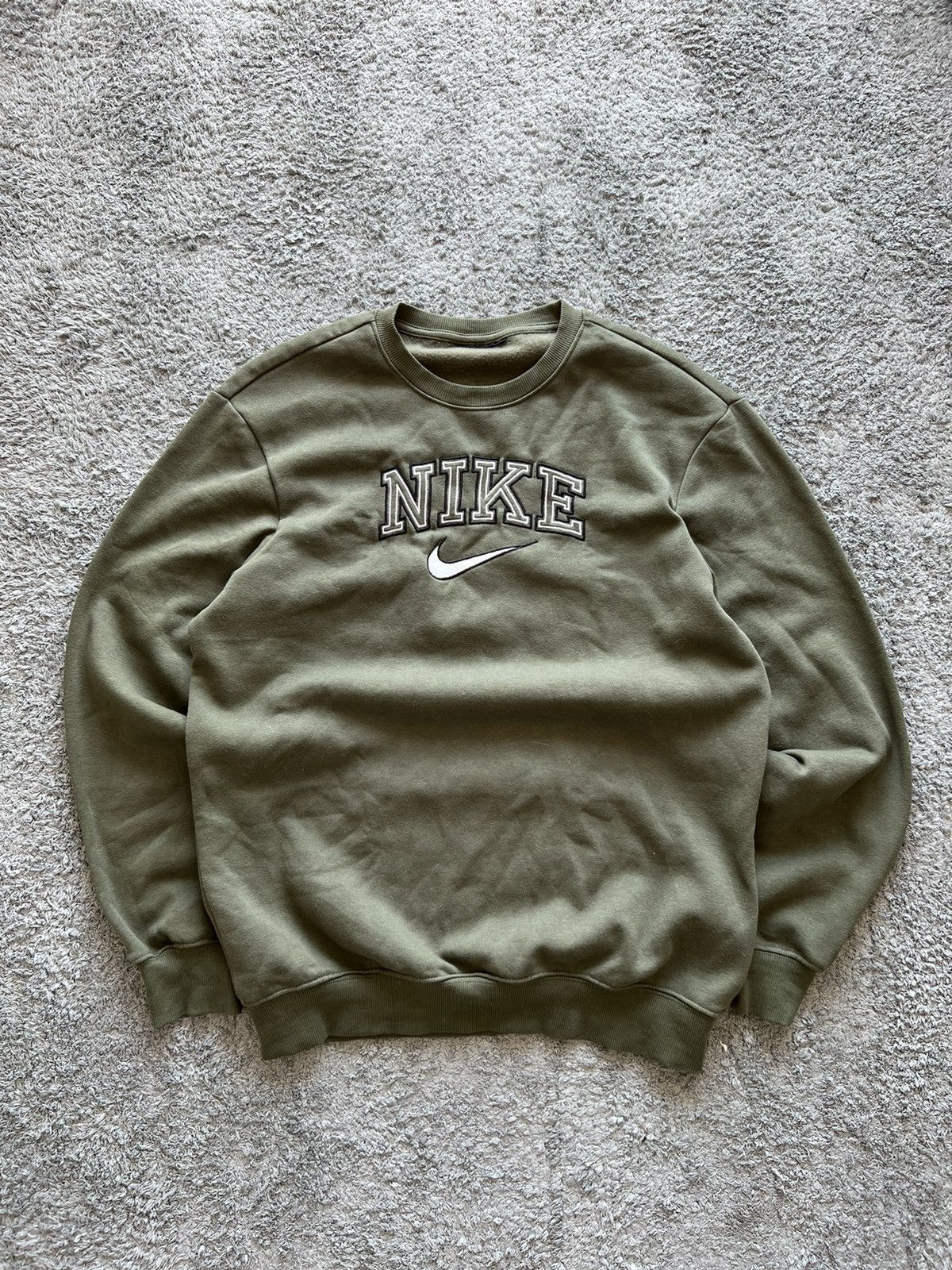image of Nike Center Swoosh Haft Logo Vintage Sweatshirt Y2K Bootleg in Khaki, Men's (Size Medium)