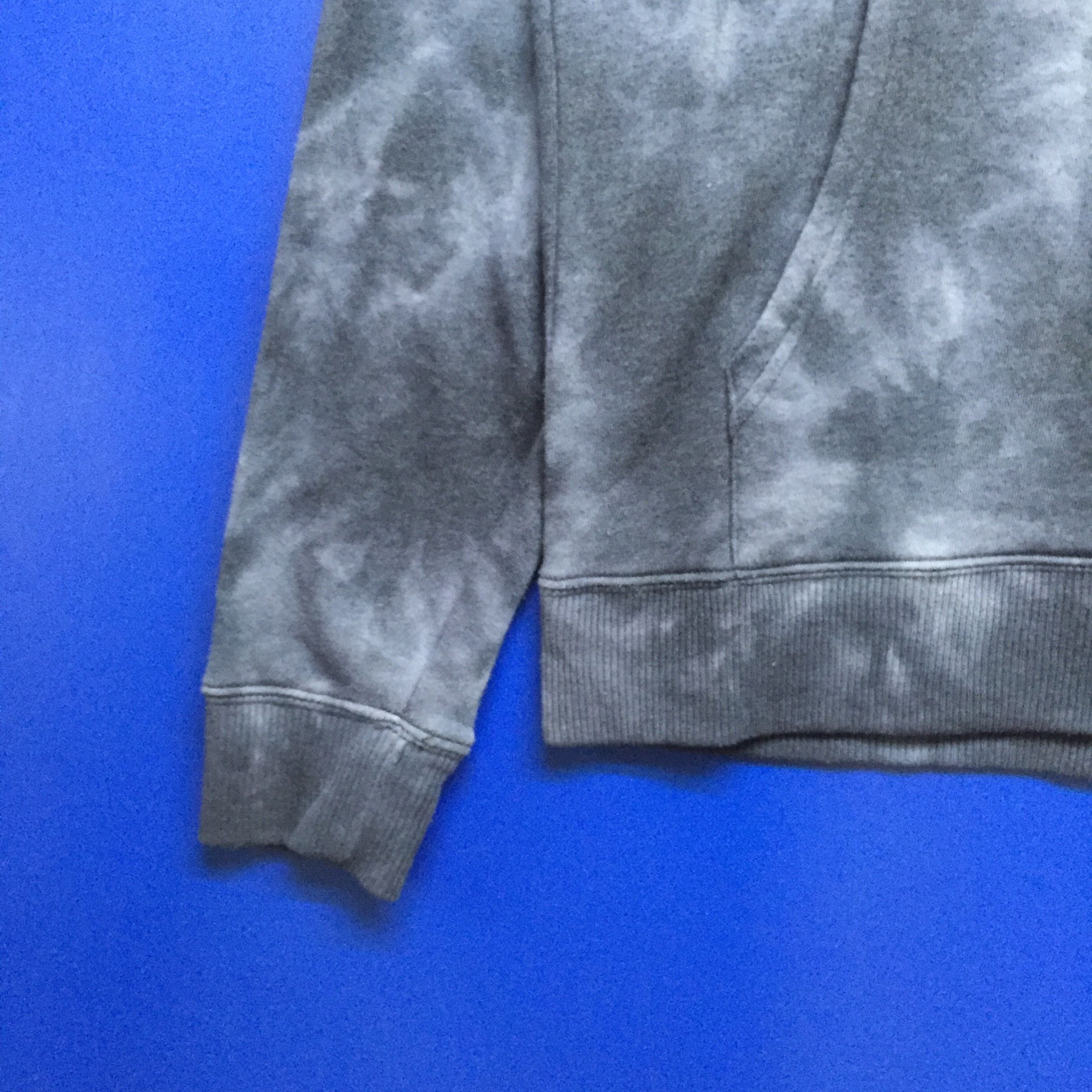 Vintage Vintage Pincponc Of Bowery Tie Dye Spell Out Hoodie Size M Size US M / EU 48-50 / 2 - 4 Thumbnail