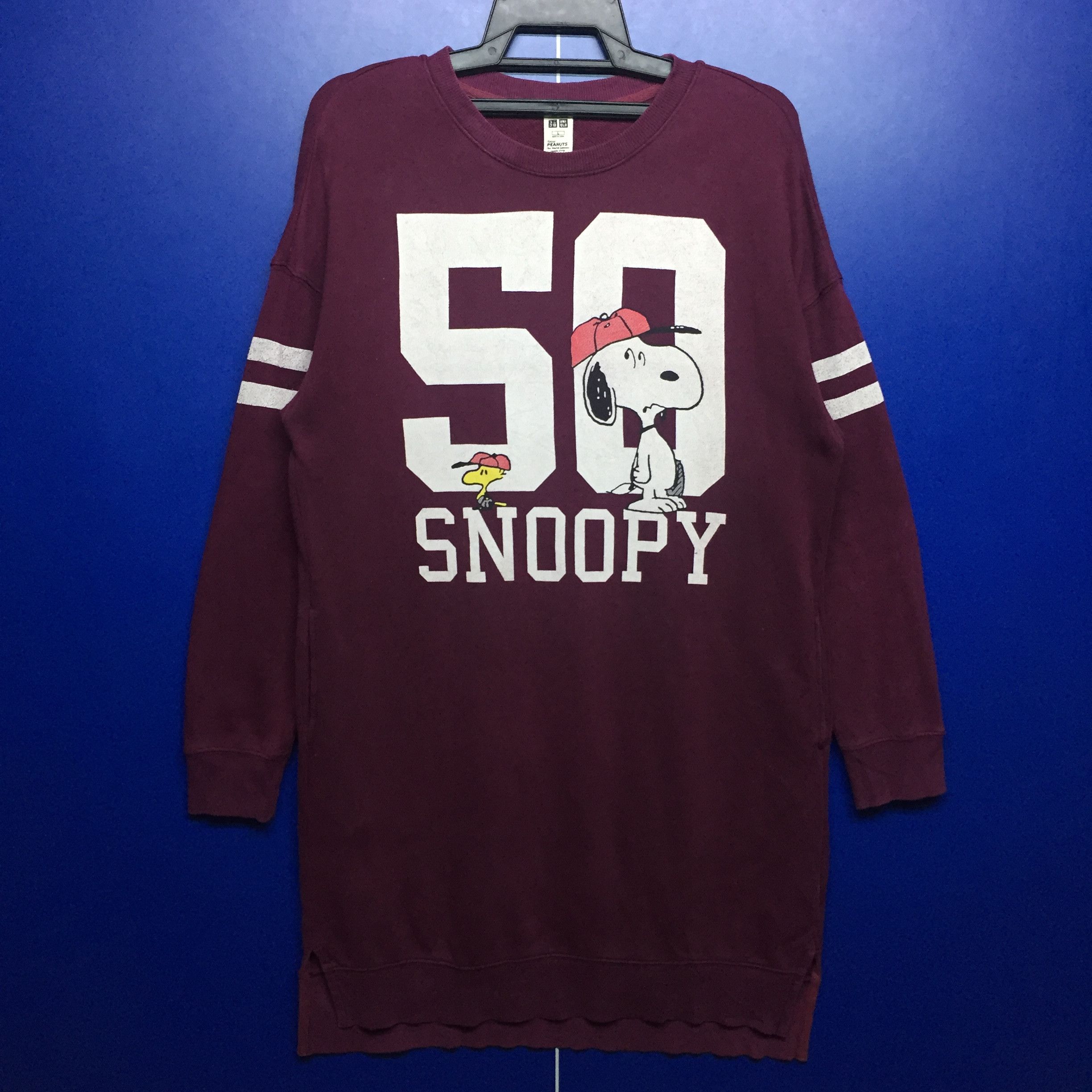 Vintage Uni Qlo Peanuts Snoopy Sleepwear Sweatshirt Size M