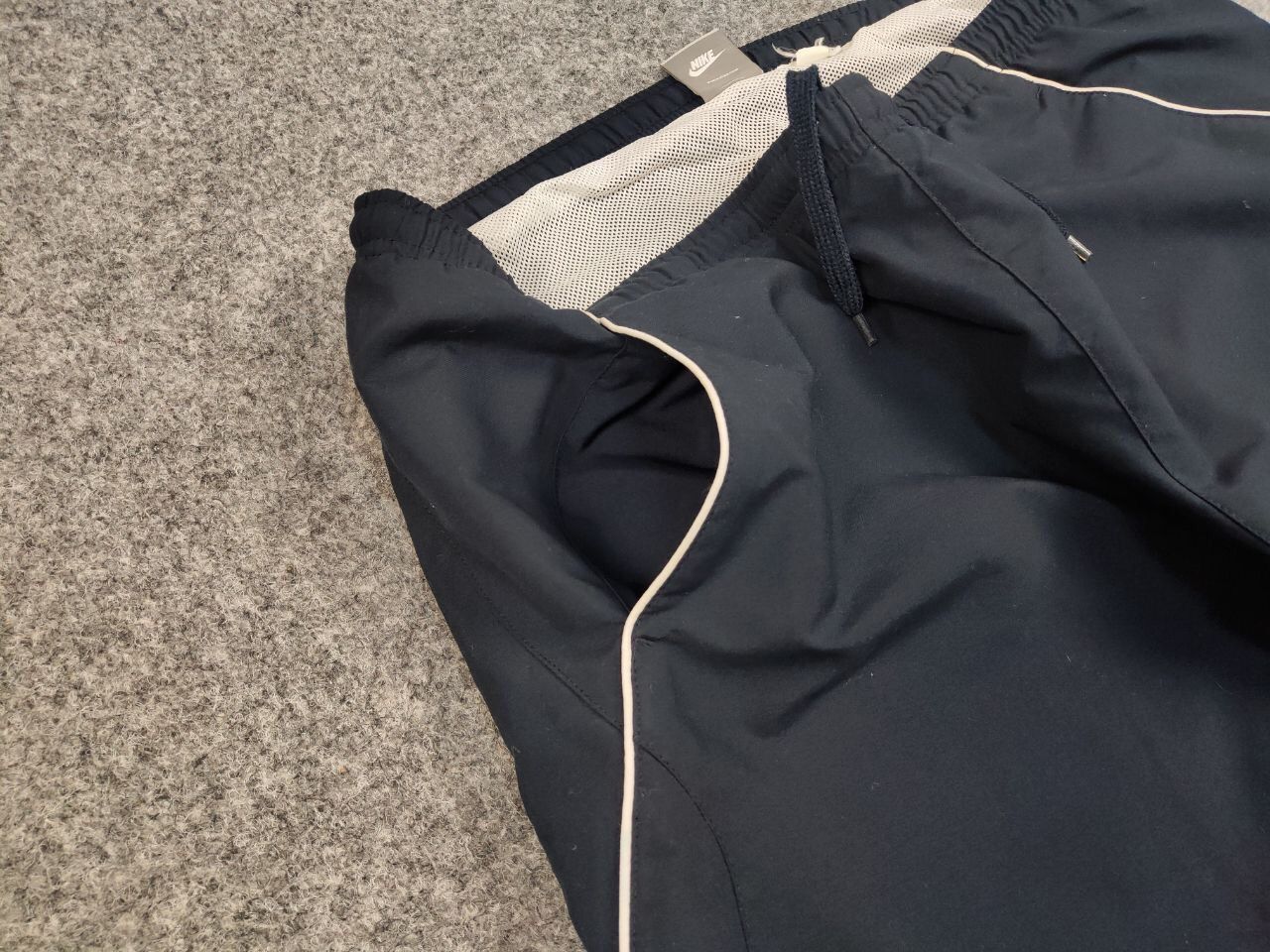 Nike Vintage Nike Shorts Blue Logo swoosh casual Y2K Streetwear Size US 34 / EU 50 - 5 Thumbnail