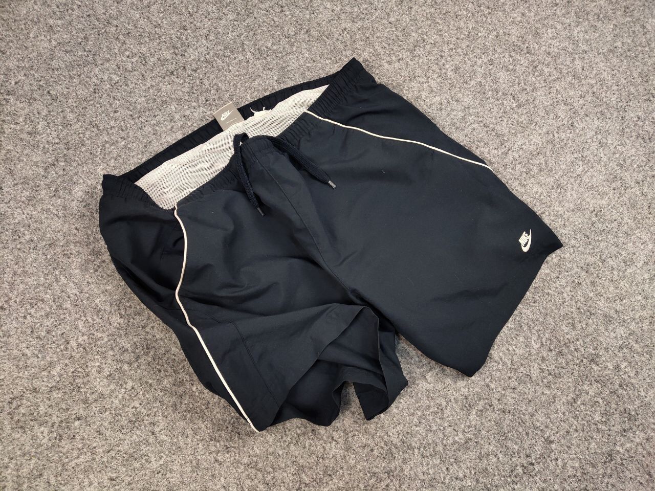 Nike Vintage Nike Shorts Blue Logo swoosh casual Y2K Streetwear Size US 34 / EU 50 - 6 Thumbnail