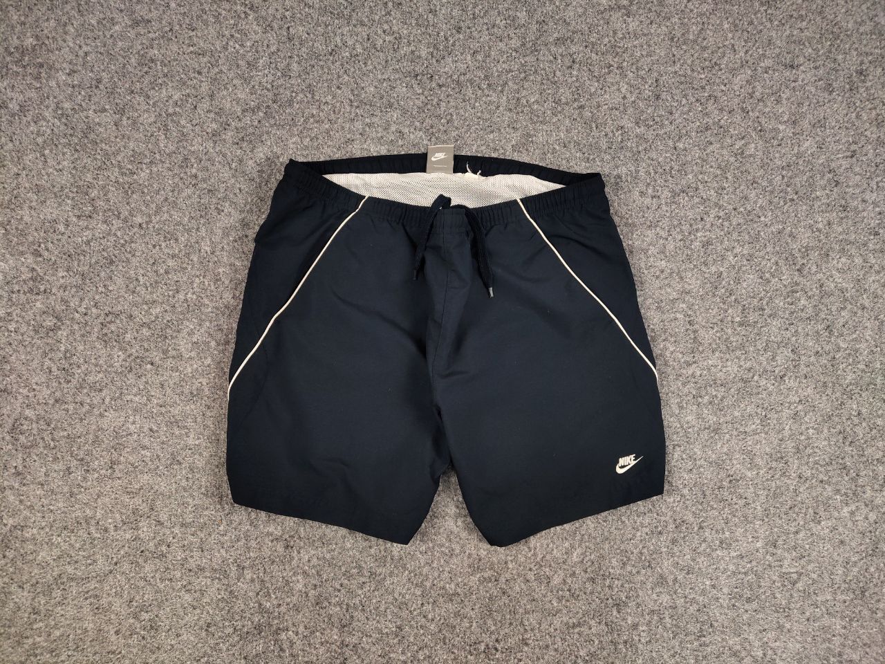 Nike Vintage Nike Shorts Blue Logo swoosh casual Y2K Streetwear Size US 34 / EU 50 - 1 Thumbnail