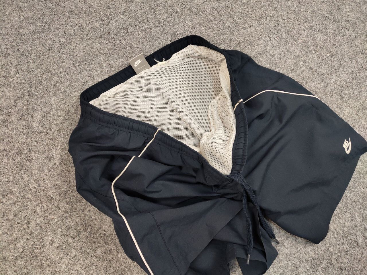 Nike Vintage Nike Shorts Blue Logo swoosh casual Y2K Streetwear Size US 34 / EU 50 - 7 Thumbnail