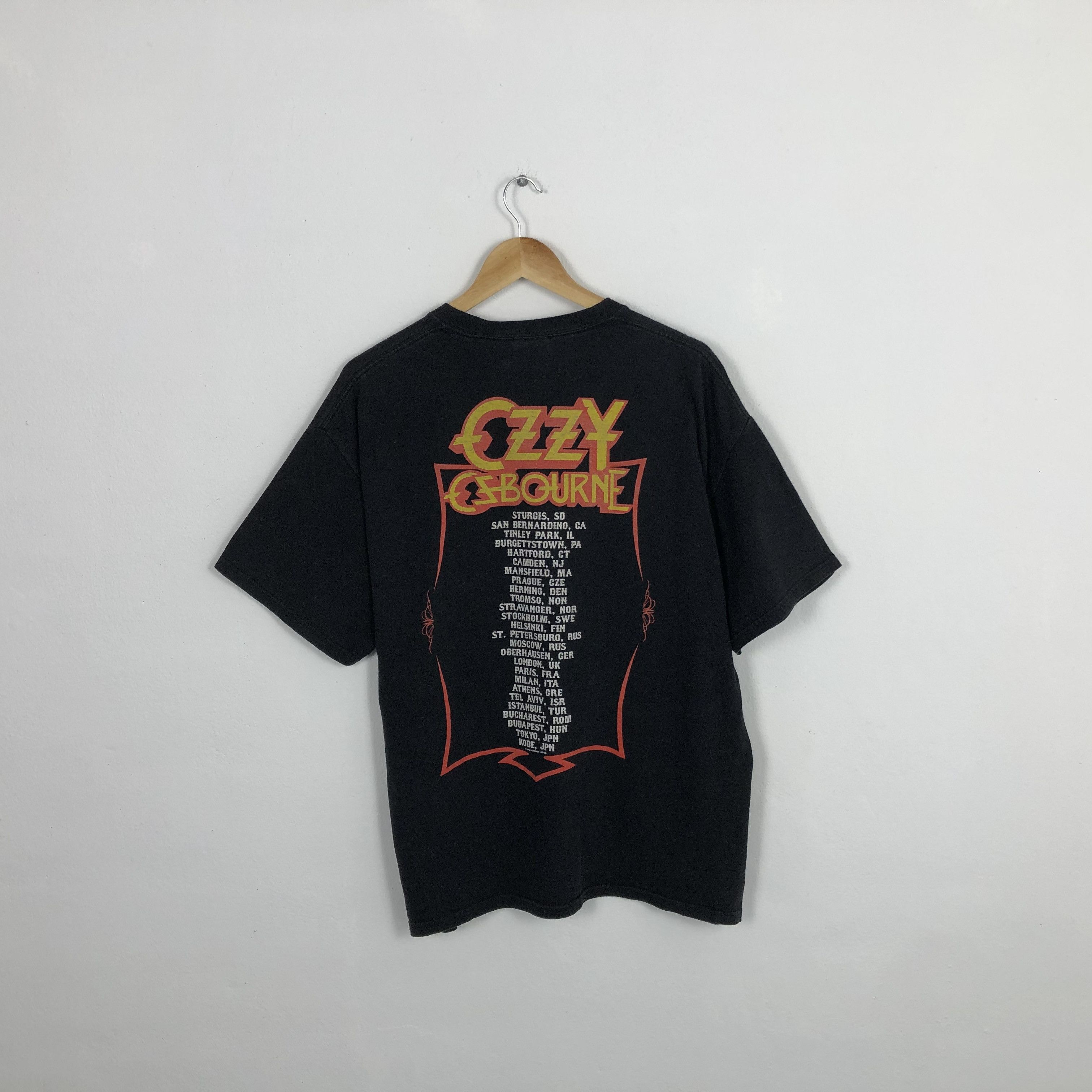 Ozzy Osbourne Vintage OZZY OSBOURNE Big Design Tshirt Size US XL / EU 56 / 4 - 3 Thumbnail