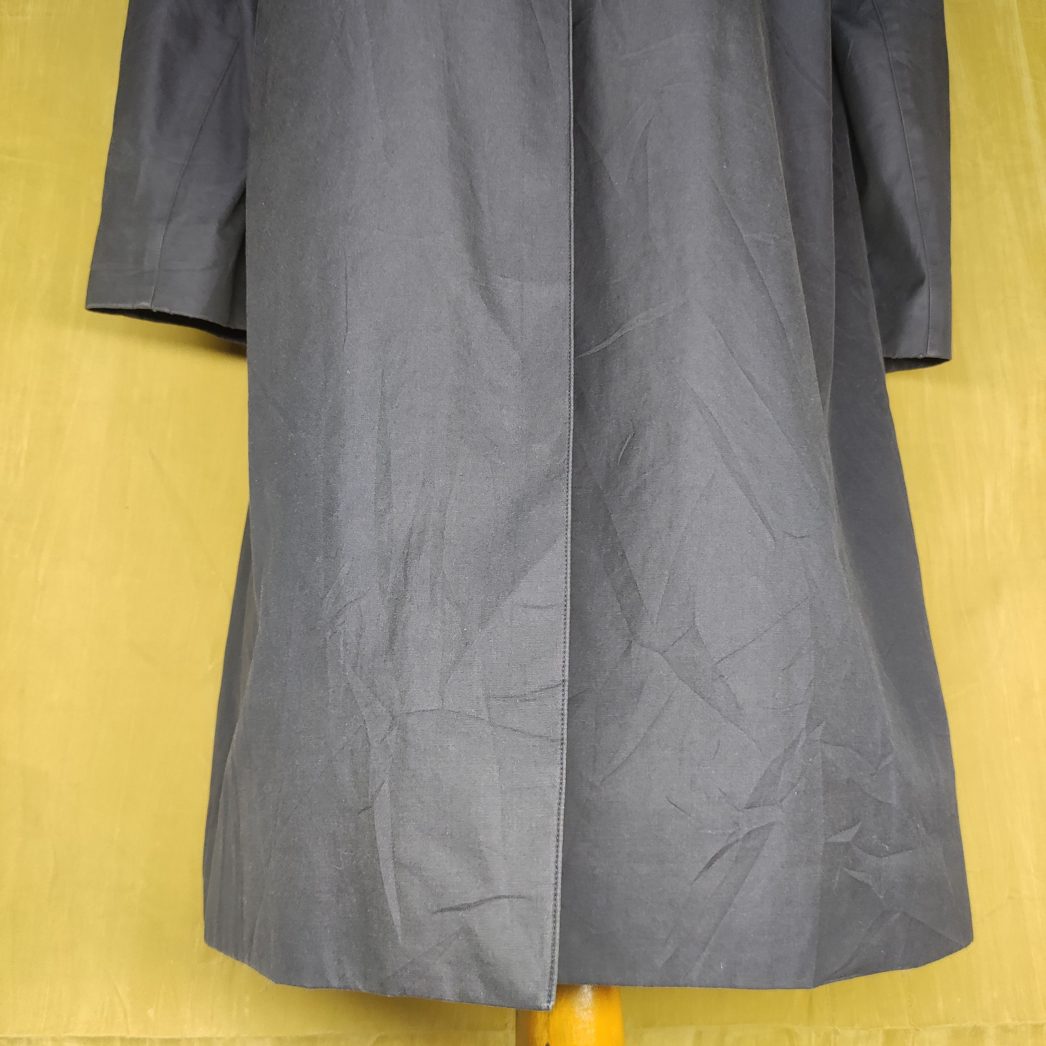 Burberry Vintage Burberry trench coat Size US L / EU 52-54 / 3 - 5 Thumbnail