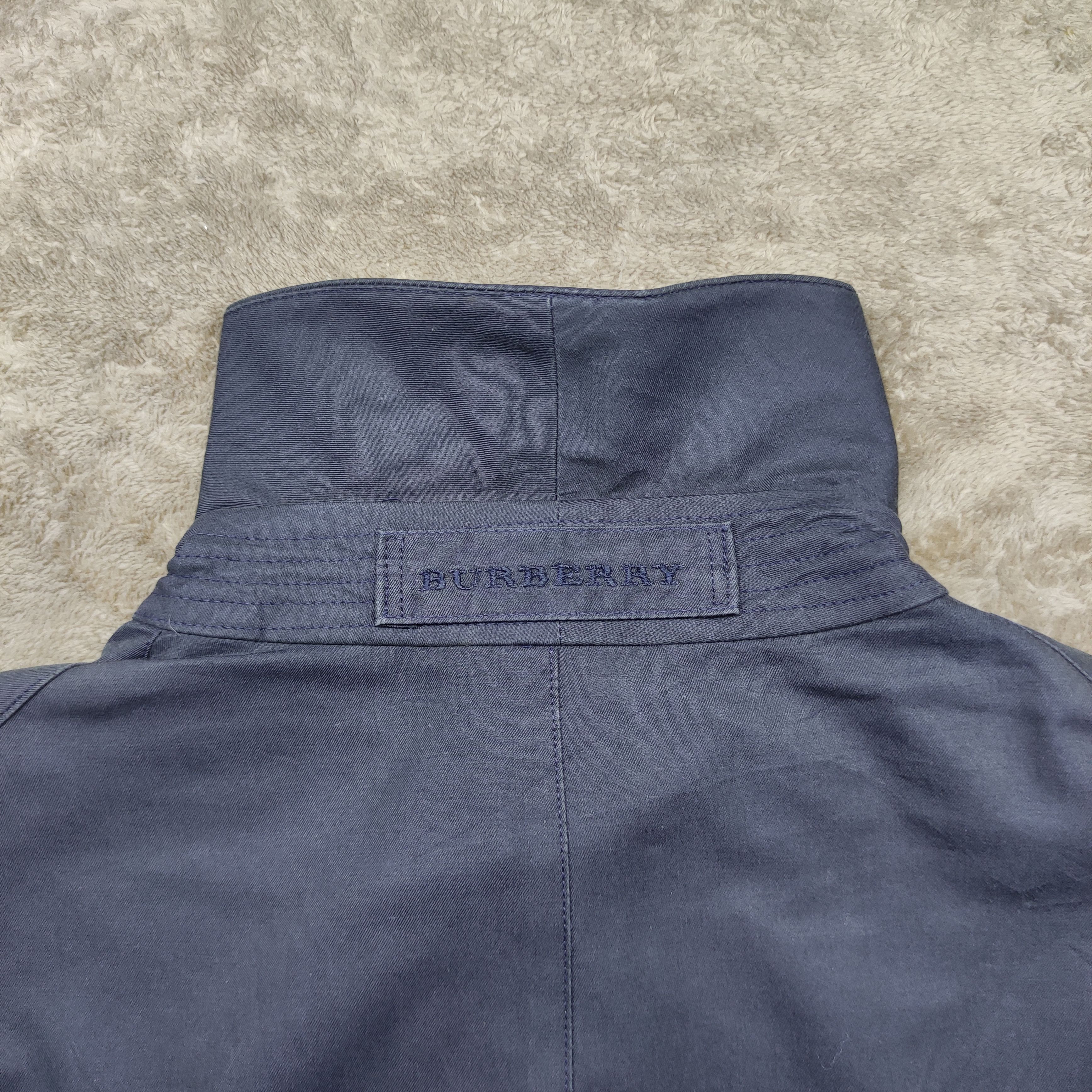 Burberry Vintage Burberry trench coat Size US L / EU 52-54 / 3 - 15 Thumbnail