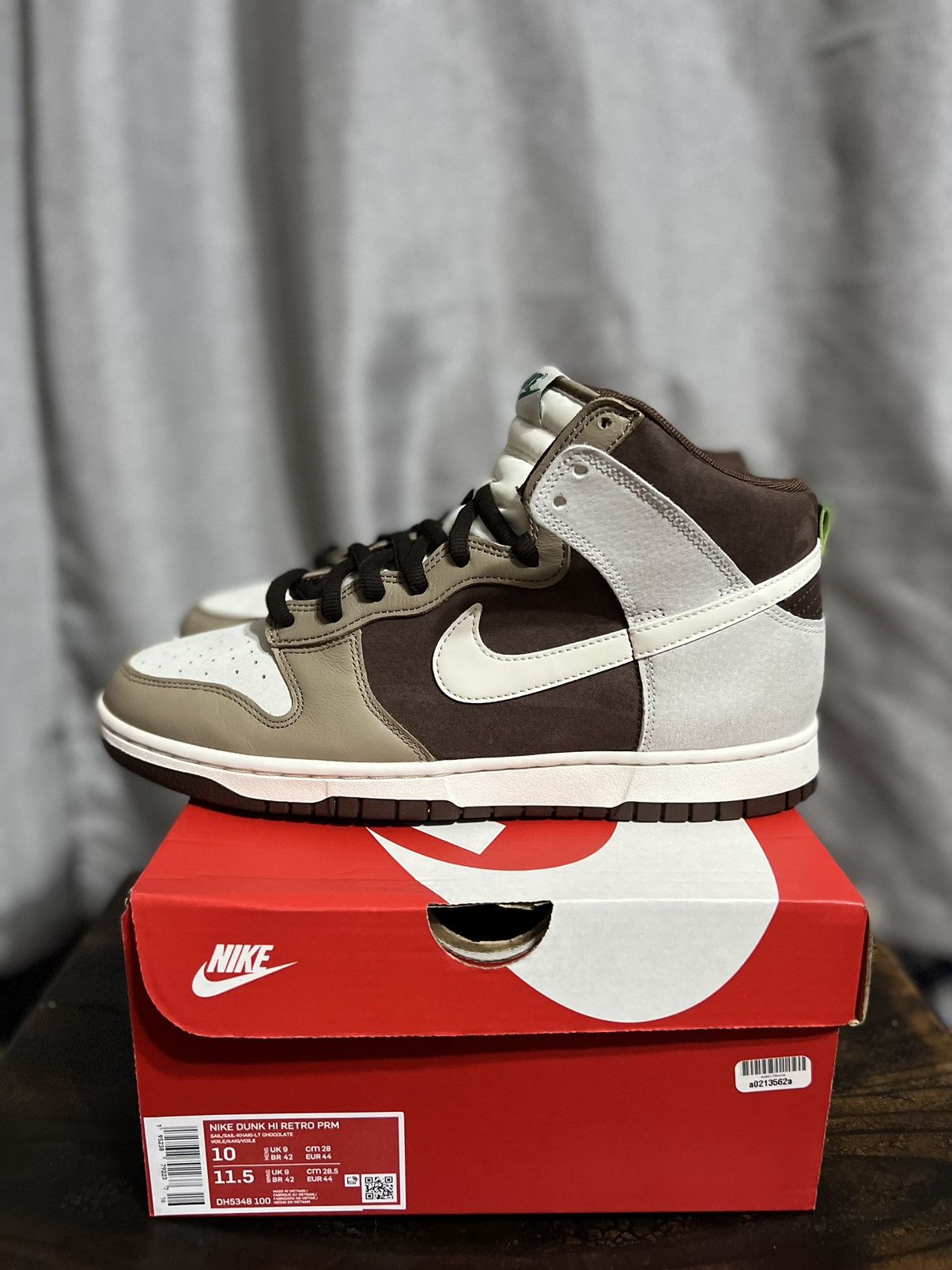 Nike Nike Dunk High Retro PRM “Light Chocolate” Size US 10 / EU 43 - 3 Thumbnail