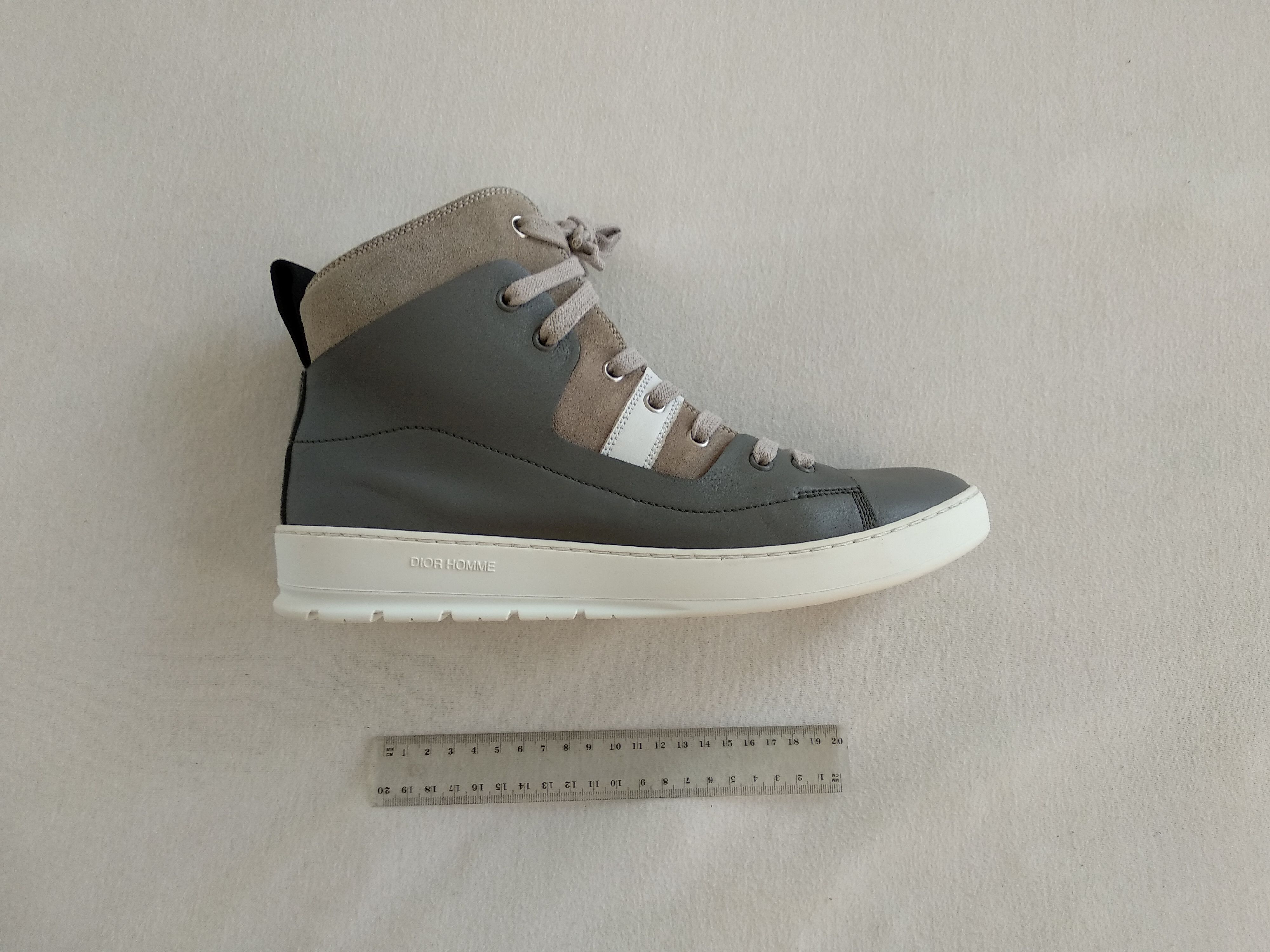 Dior Leather High Top Sneakers Trainers Size US 9.5 / EU 42-43 - 9 Thumbnail