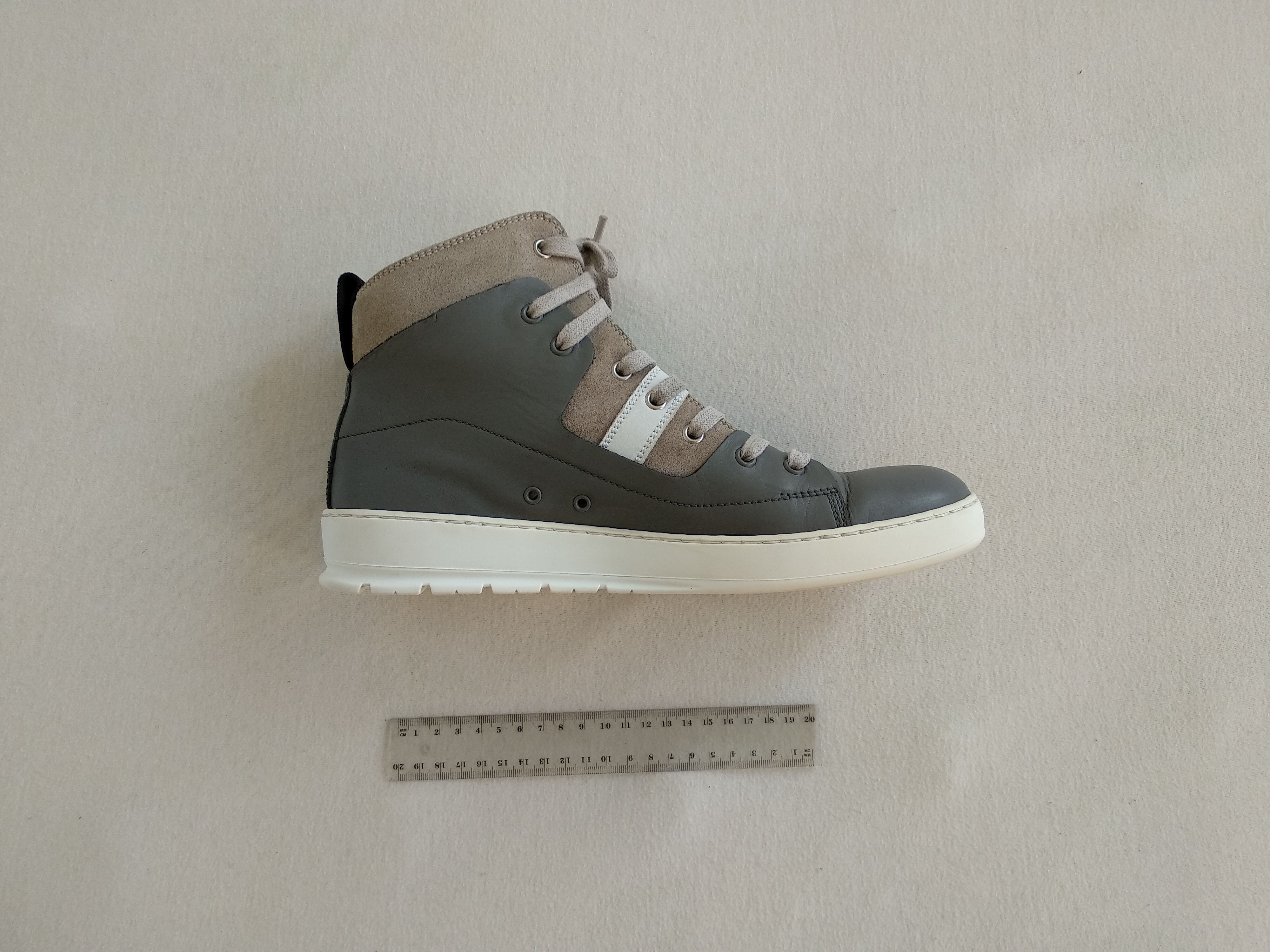 Dior Leather High Top Sneakers Trainers Size US 9.5 / EU 42-43 - 8 Thumbnail