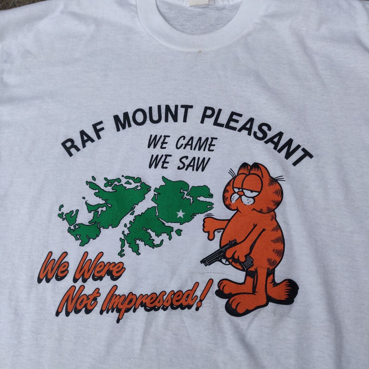 Vintage RARE Armed Garfield RAF Mount Pleasant Vintage T Air Force Size US L / EU 52-54 / 3 - 2 Thumbnail