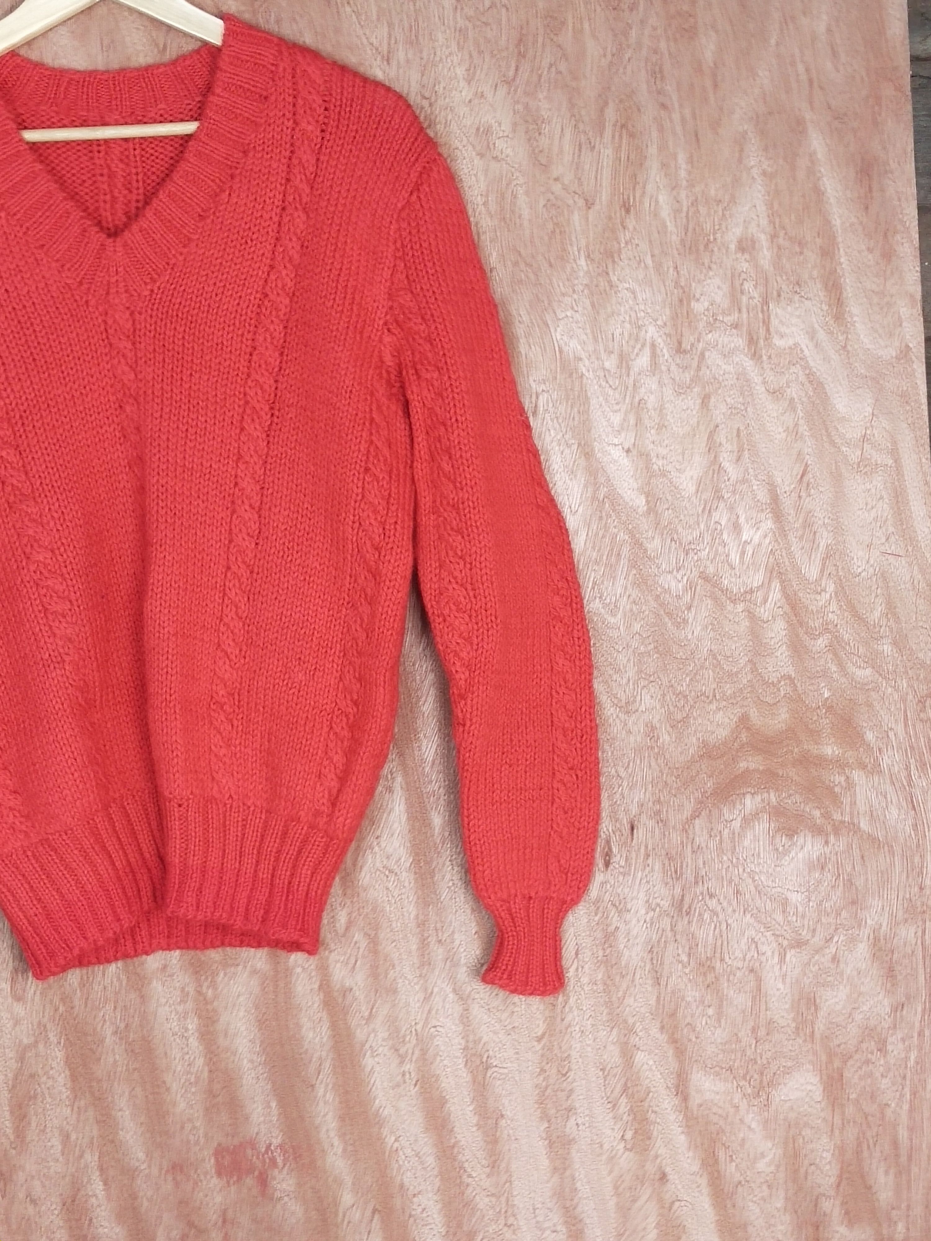 Aran Isles Knitwear Japan Red cable knitwear swetashirt #H200 Size US M / EU 48-50 / 2 - 4 Thumbnail