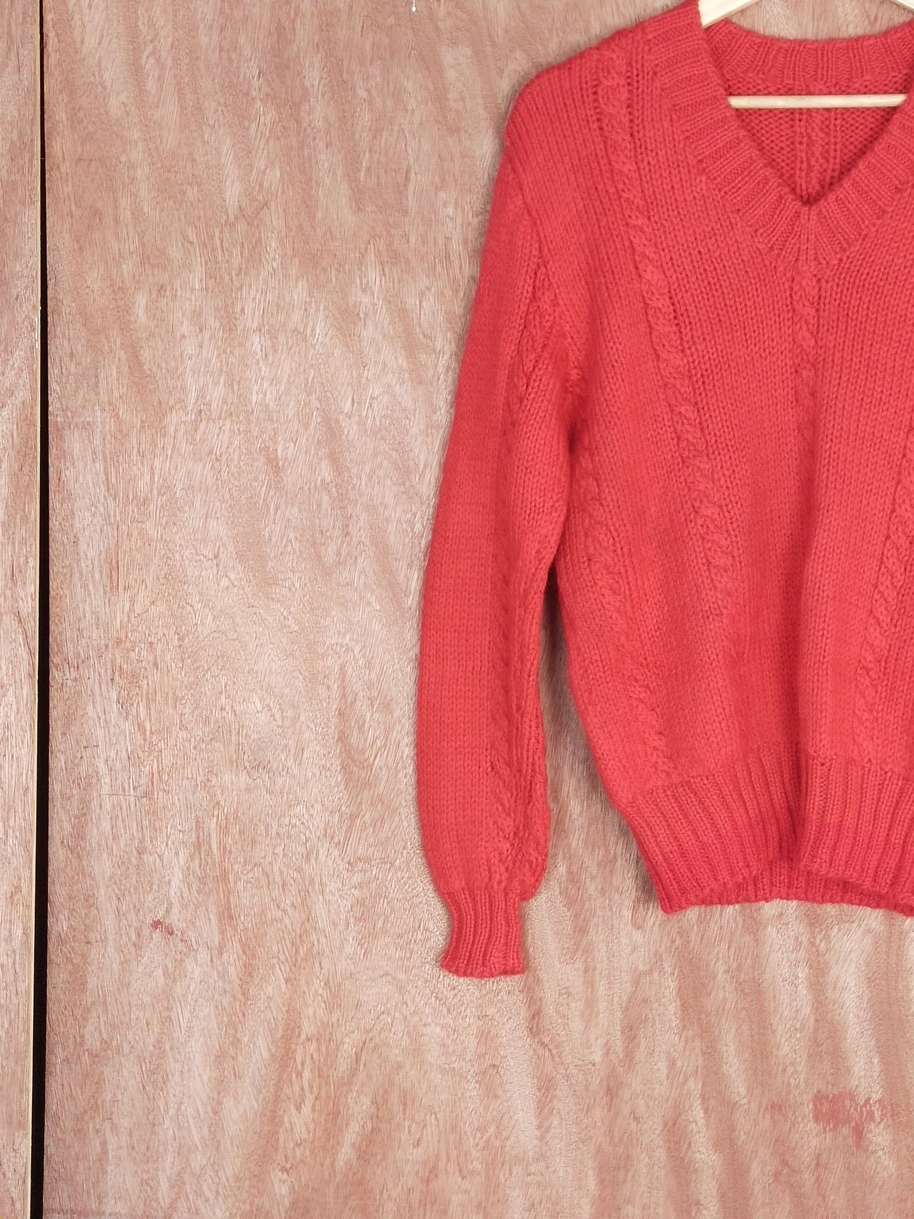 Aran Isles Knitwear Japan Red cable knitwear swetashirt #H200 Size US M / EU 48-50 / 2 - 3 Thumbnail