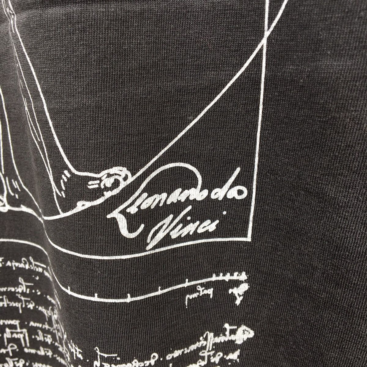 Vintage Vintage LEONARDO DA VINCI ART PERFECTLY FADED T-shirt Size US XXL / EU 58 / 5 - 7 Thumbnail
